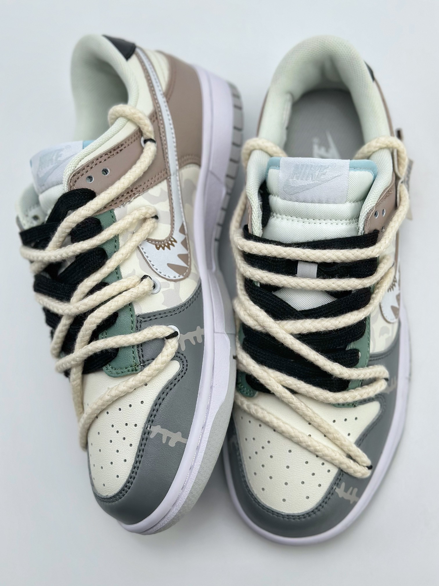 300 Nike SB Dunk Low 熊猫恶作剧 丛林穿越 FD1232-002