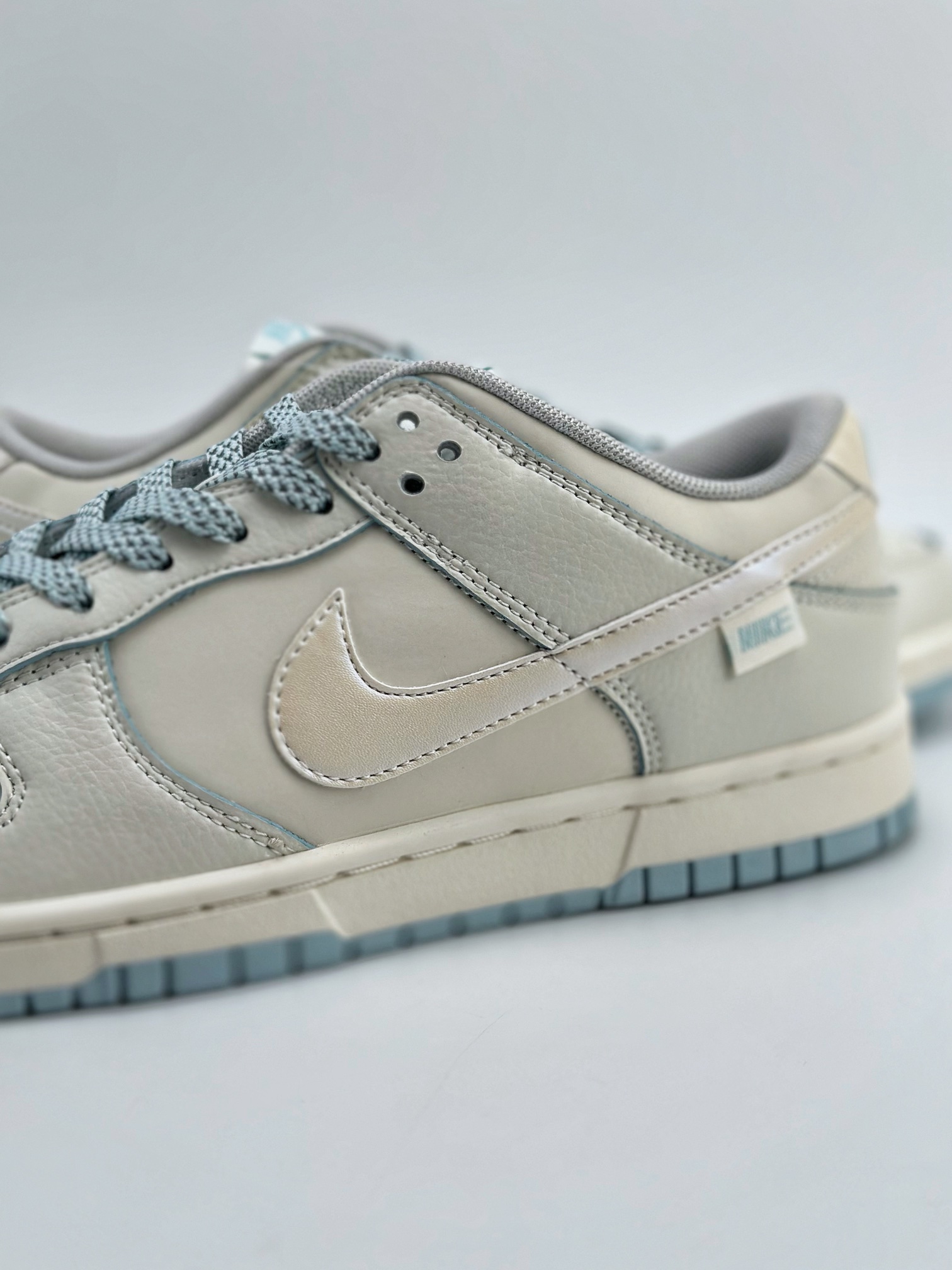 280 Nike SB Dunk Low 珠光蓝 KK0517-007