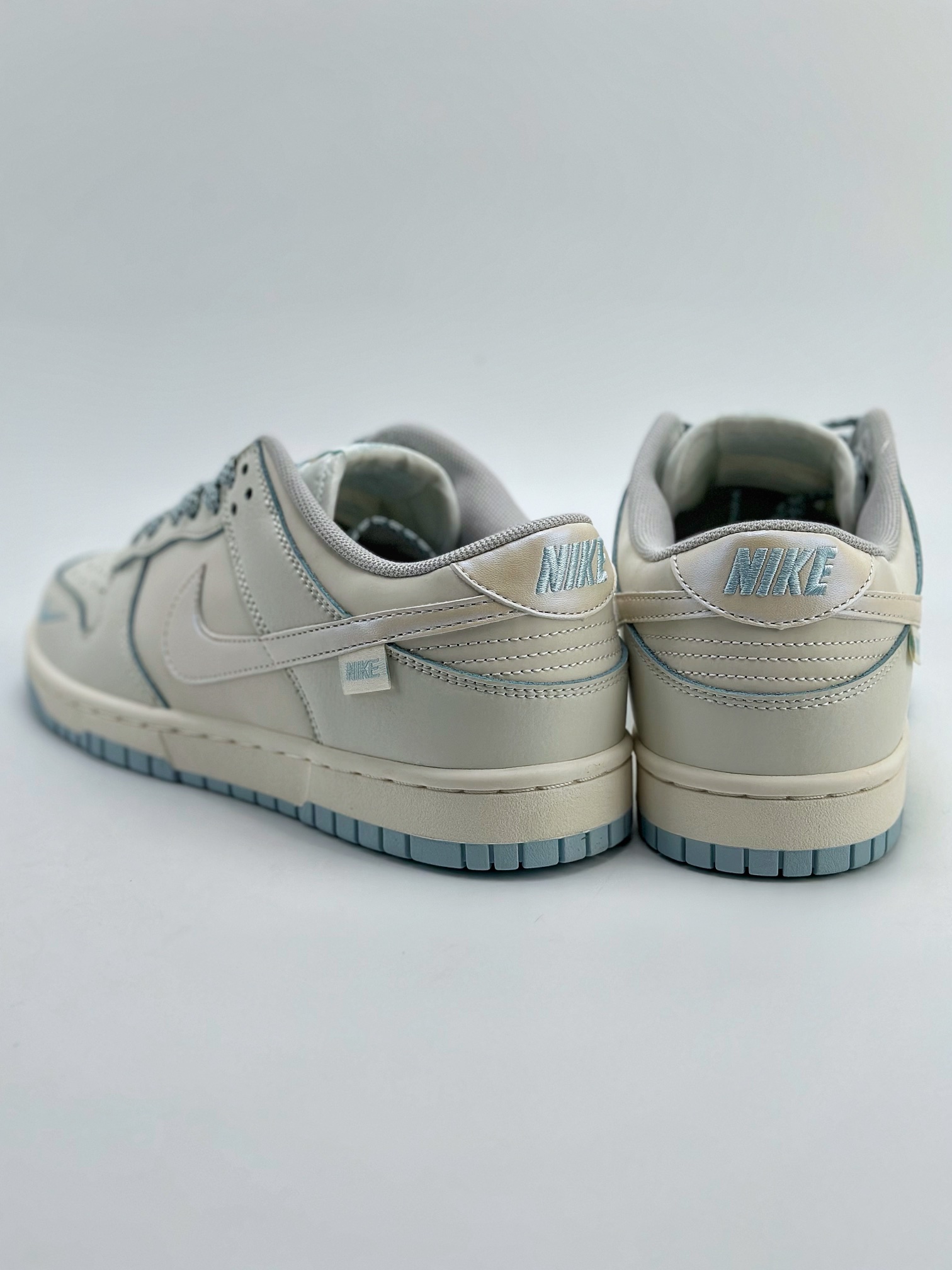 280 Nike SB Dunk Low 珠光蓝 KK0517-007