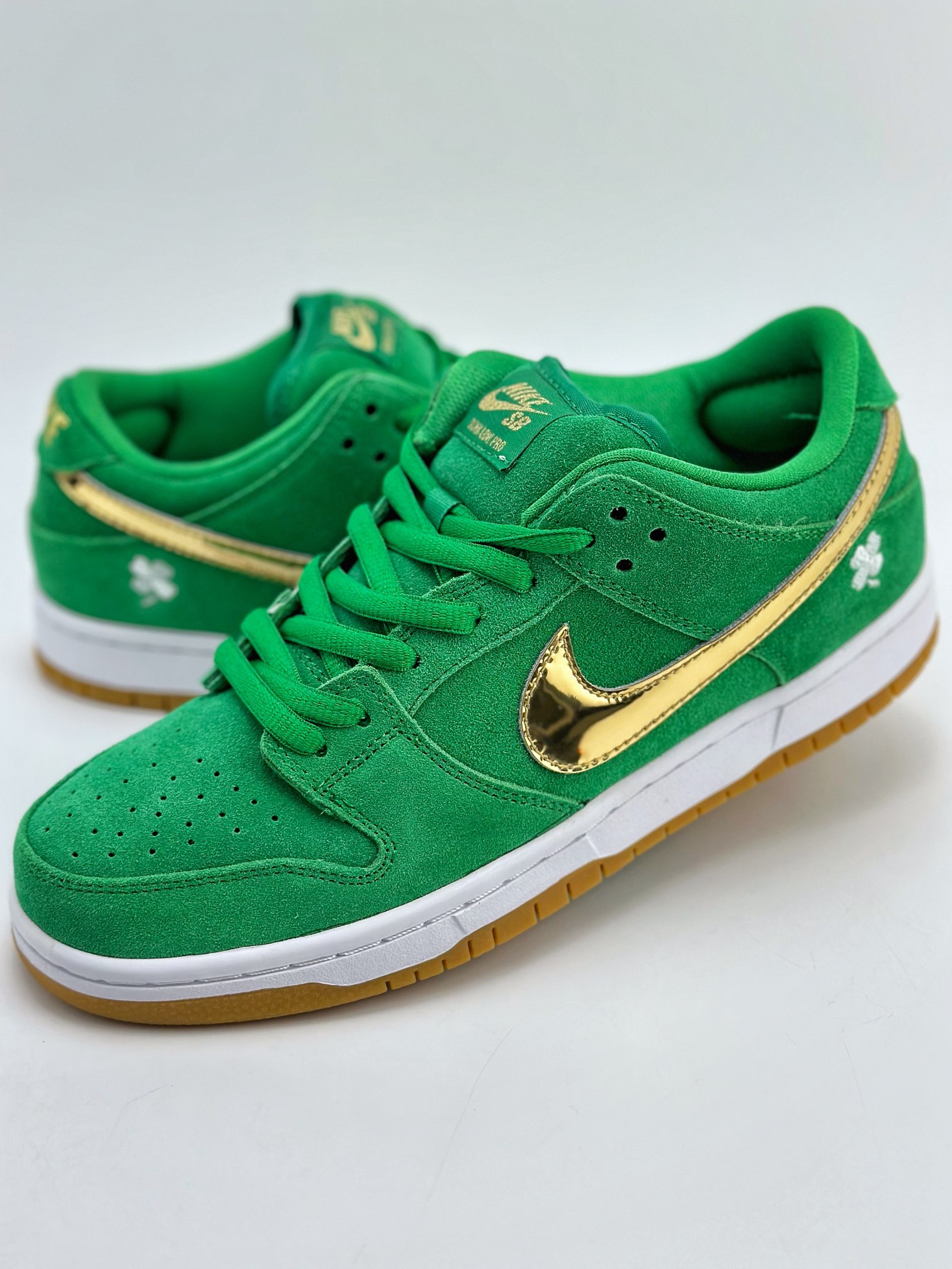 210 NIKE SB Dunk Low Pro “St. Patrick’s Day” 圣帕特里克 BQ6817-303