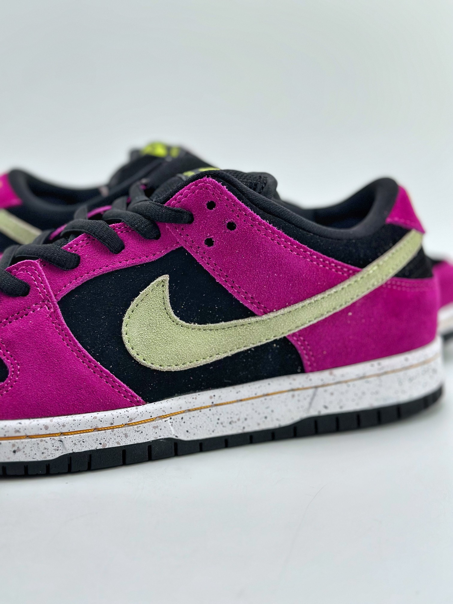 210 Nike SB Dunk Low SP 黑玫红 BQ6817-501