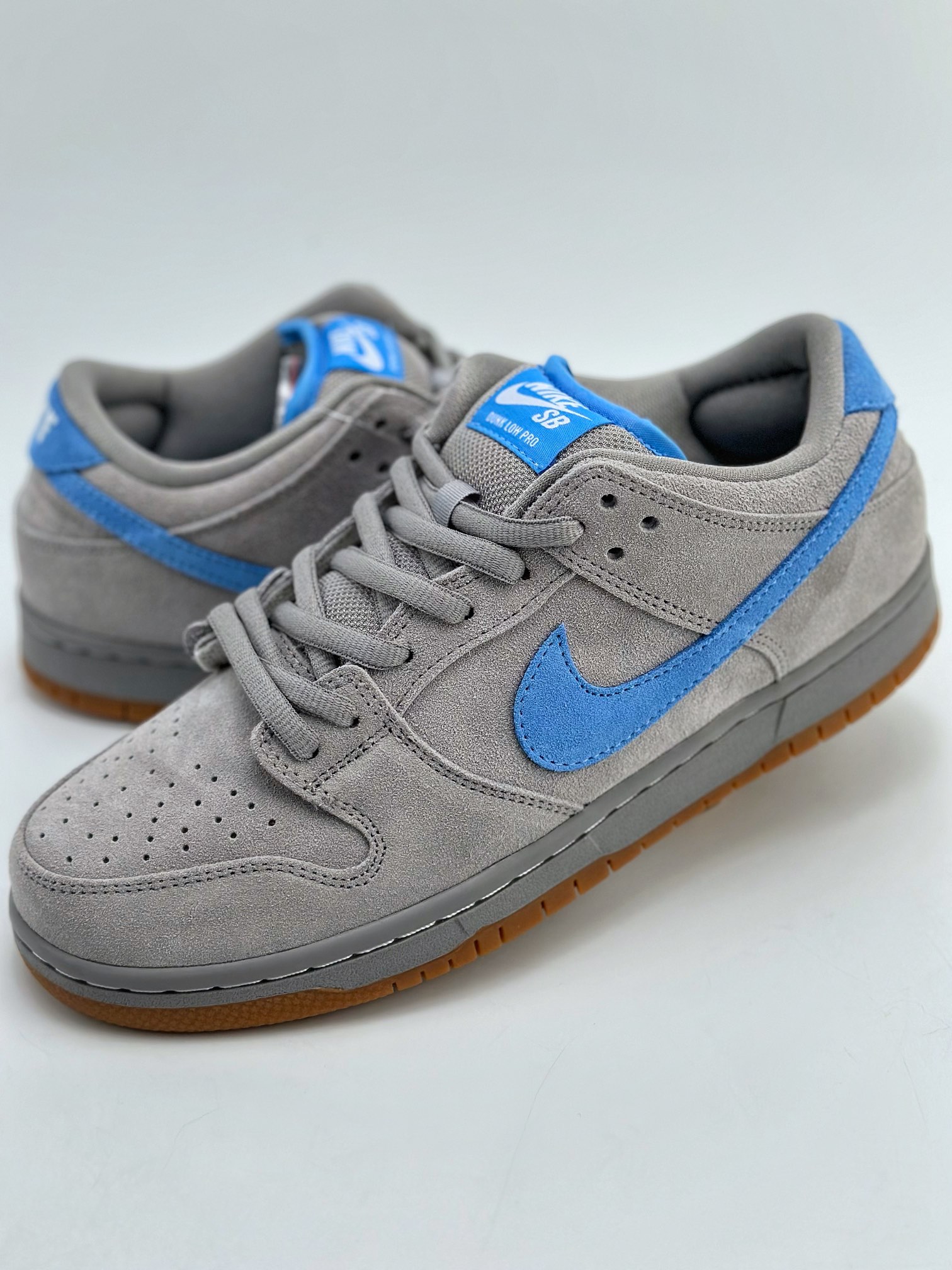 210 NIKE SB Dunk Low 灰 出品 304292-022