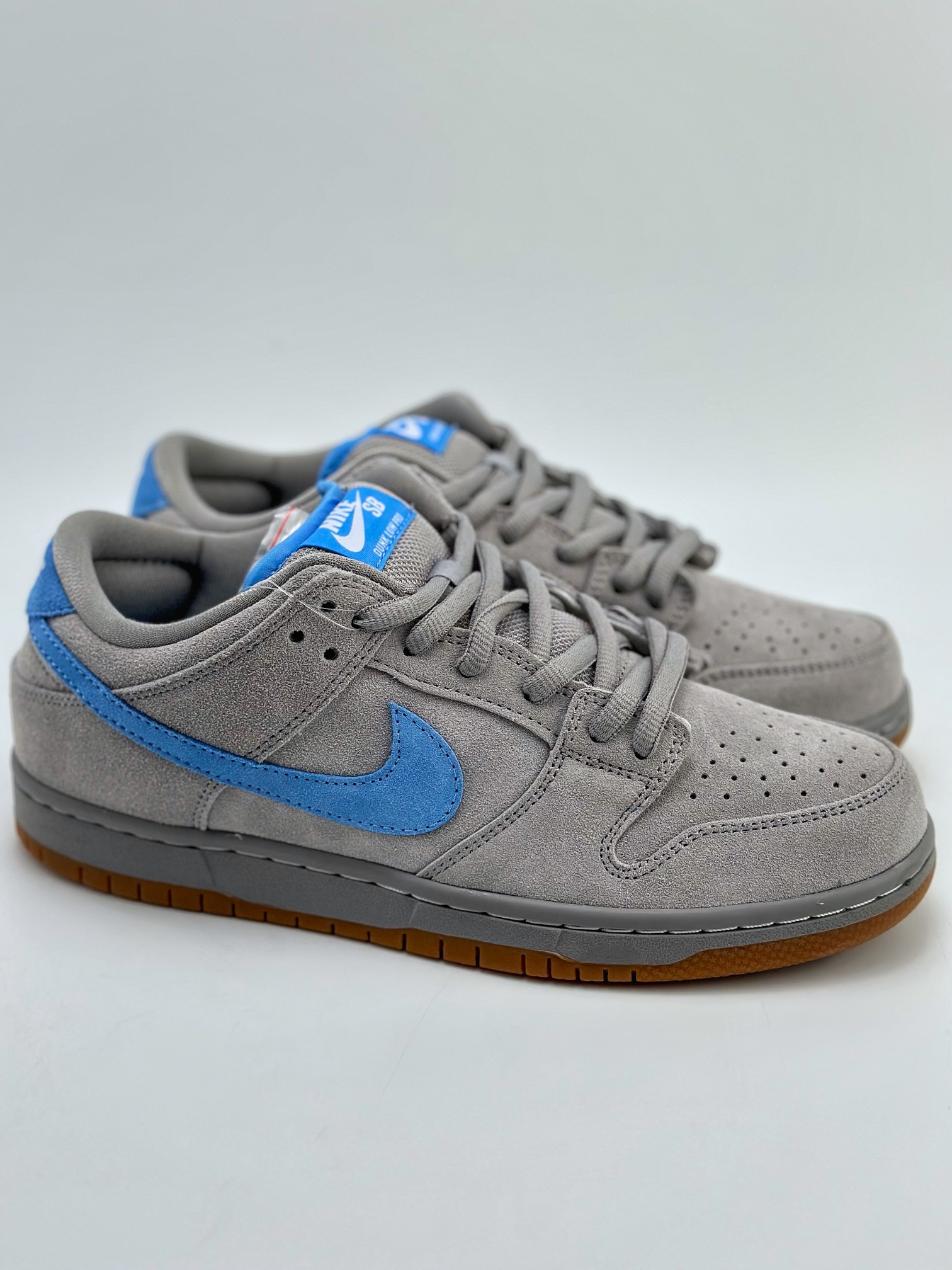 210 NIKE SB Dunk Low 灰 出品 304292-022