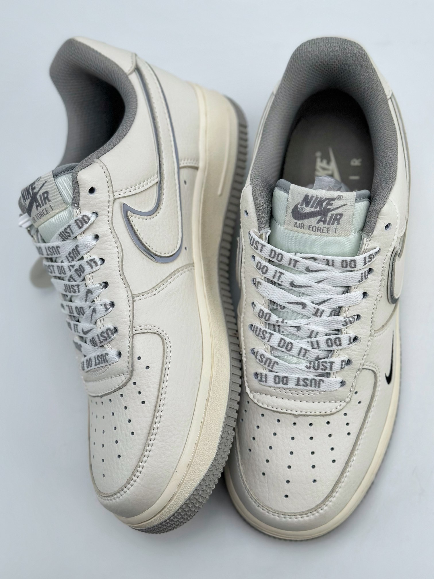 240 Nike Air Force 1 Low 07 x NOAH 联名白灰 NY6607-11