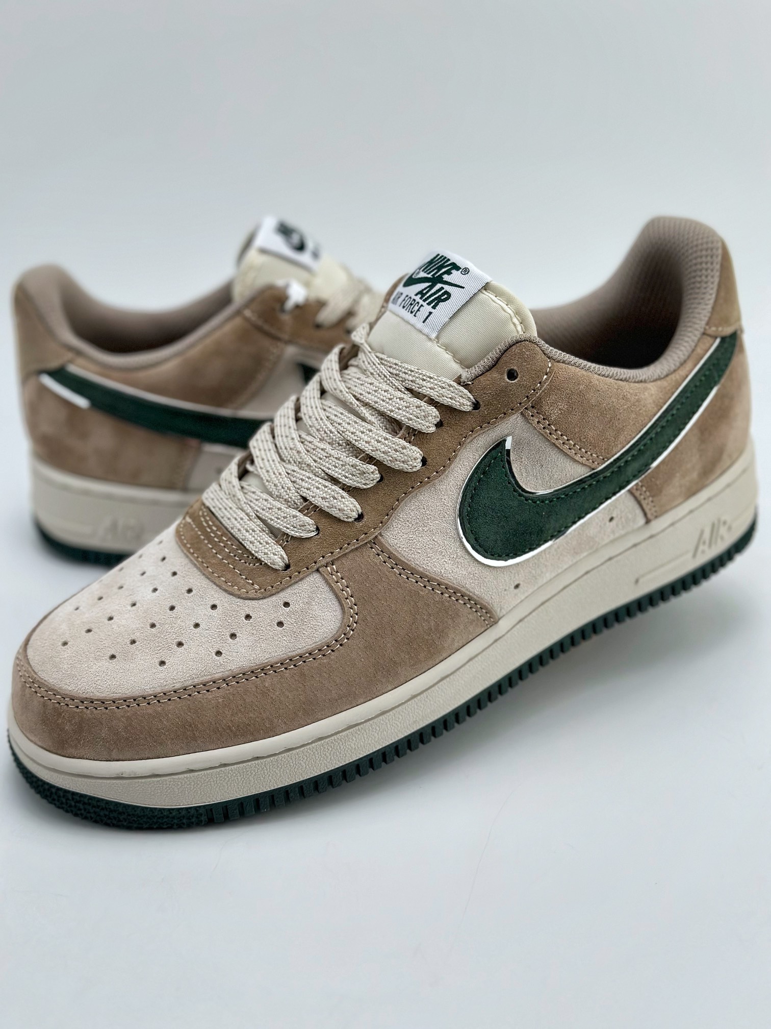 240 Nike Air Force 1 Low 07 麂皮棕绿