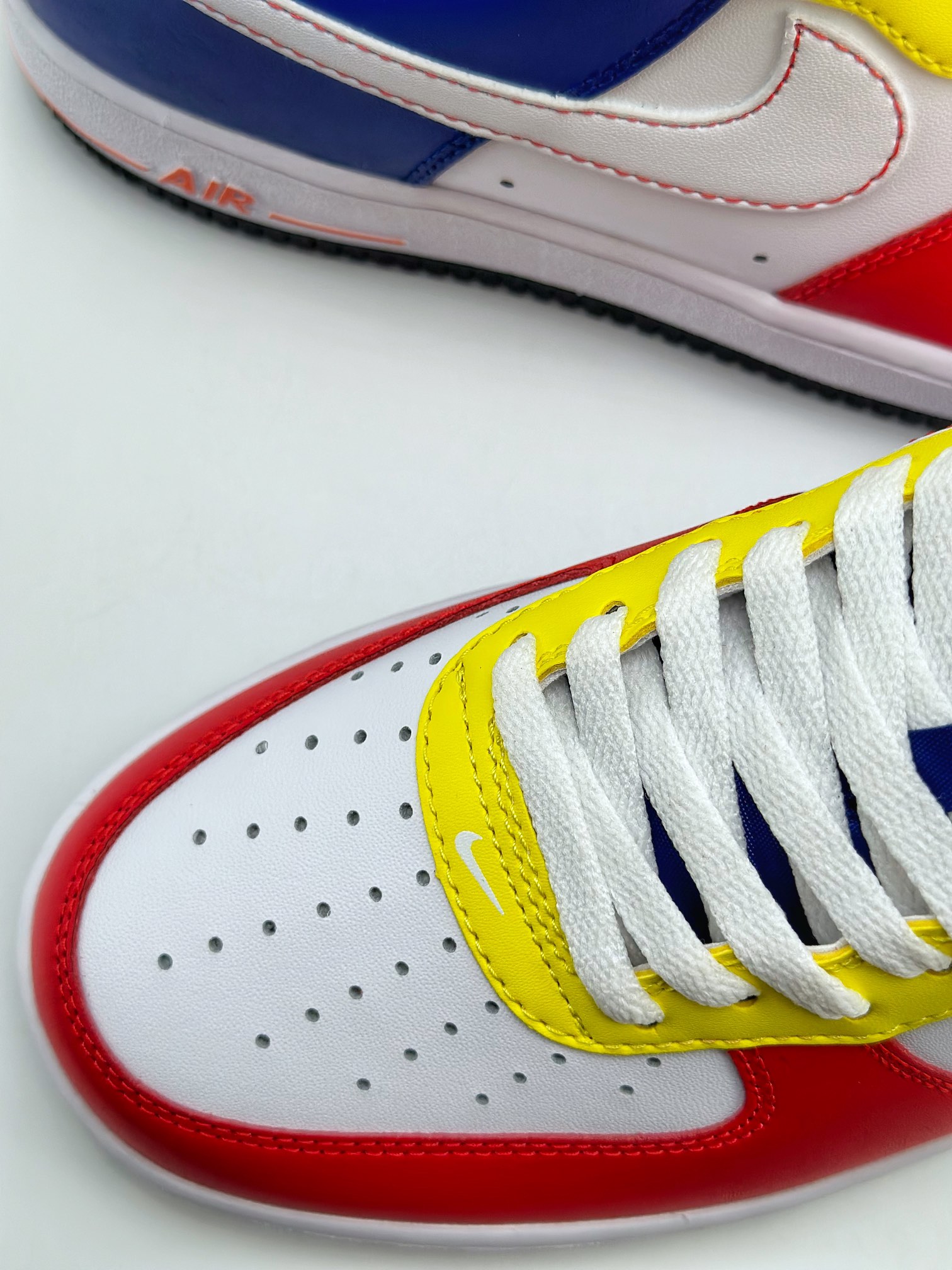 Nike Air Force 1 Low 07 ”Rubik's Cube” White, Blue and Red FN6840-657