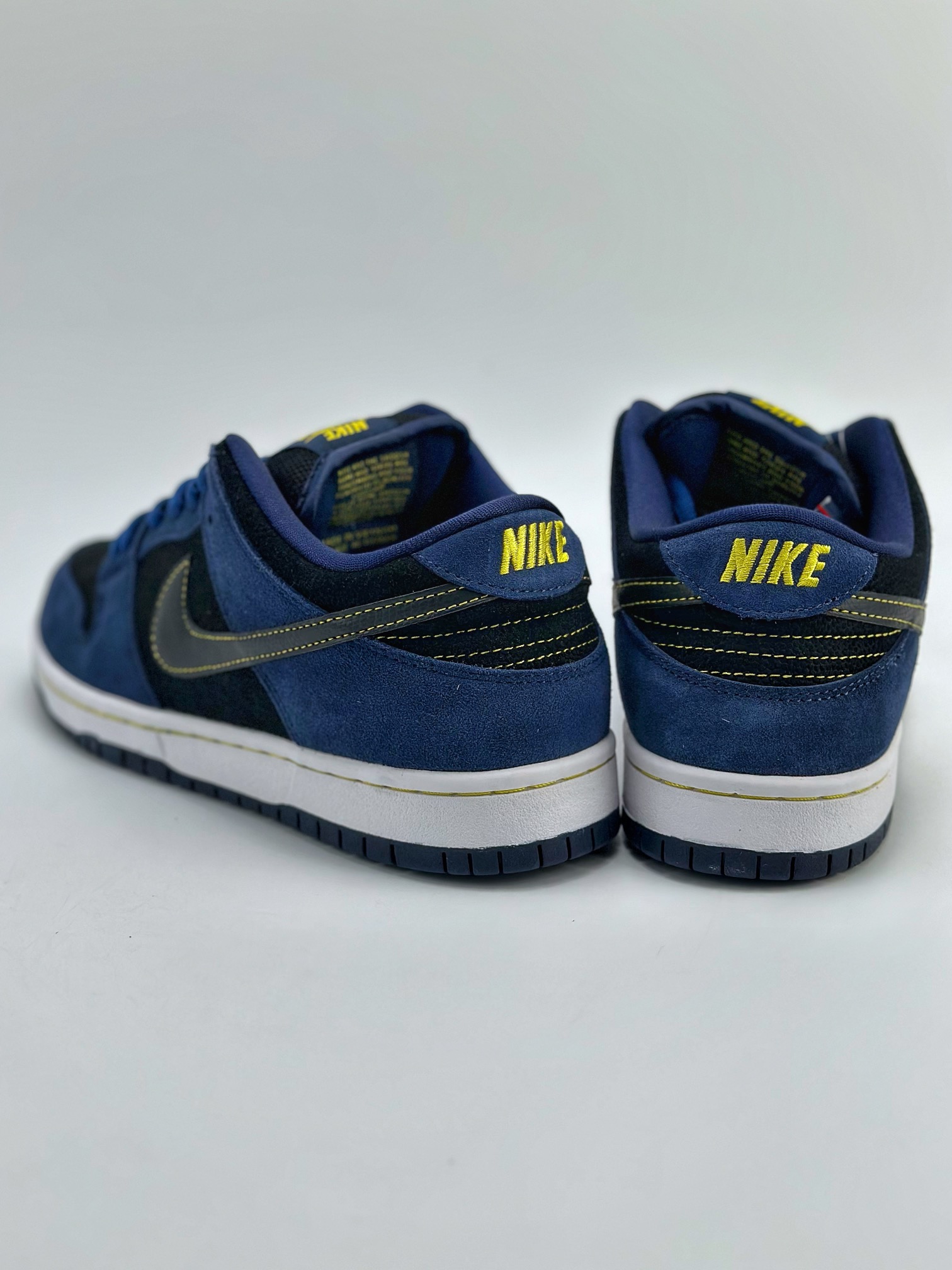 210 NIKE SB Dunk Low Midnight Navy Black 黑蓝 304292-408