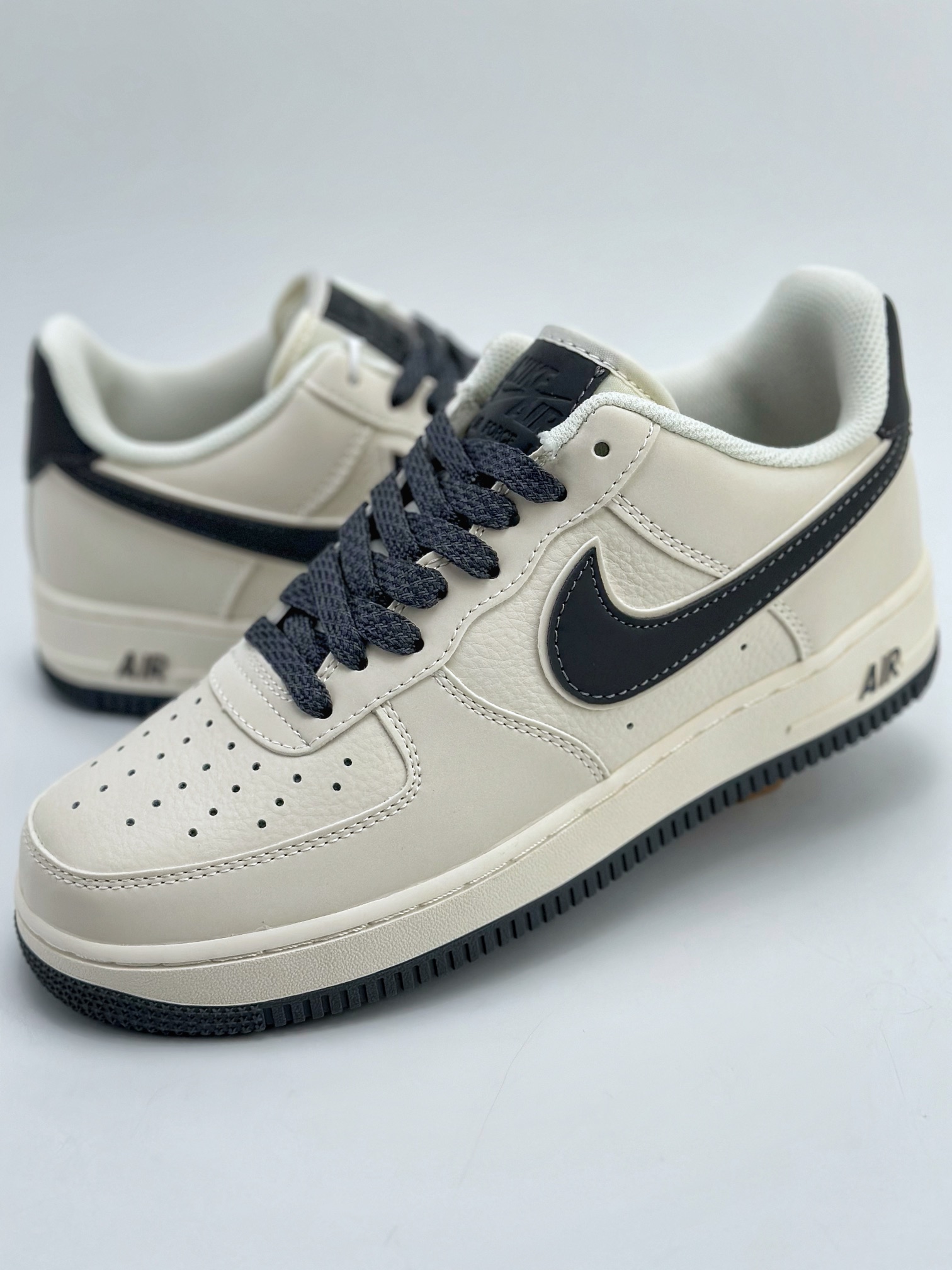 240 Nike Air Force 1 Low 07 白黑 GL6835-013