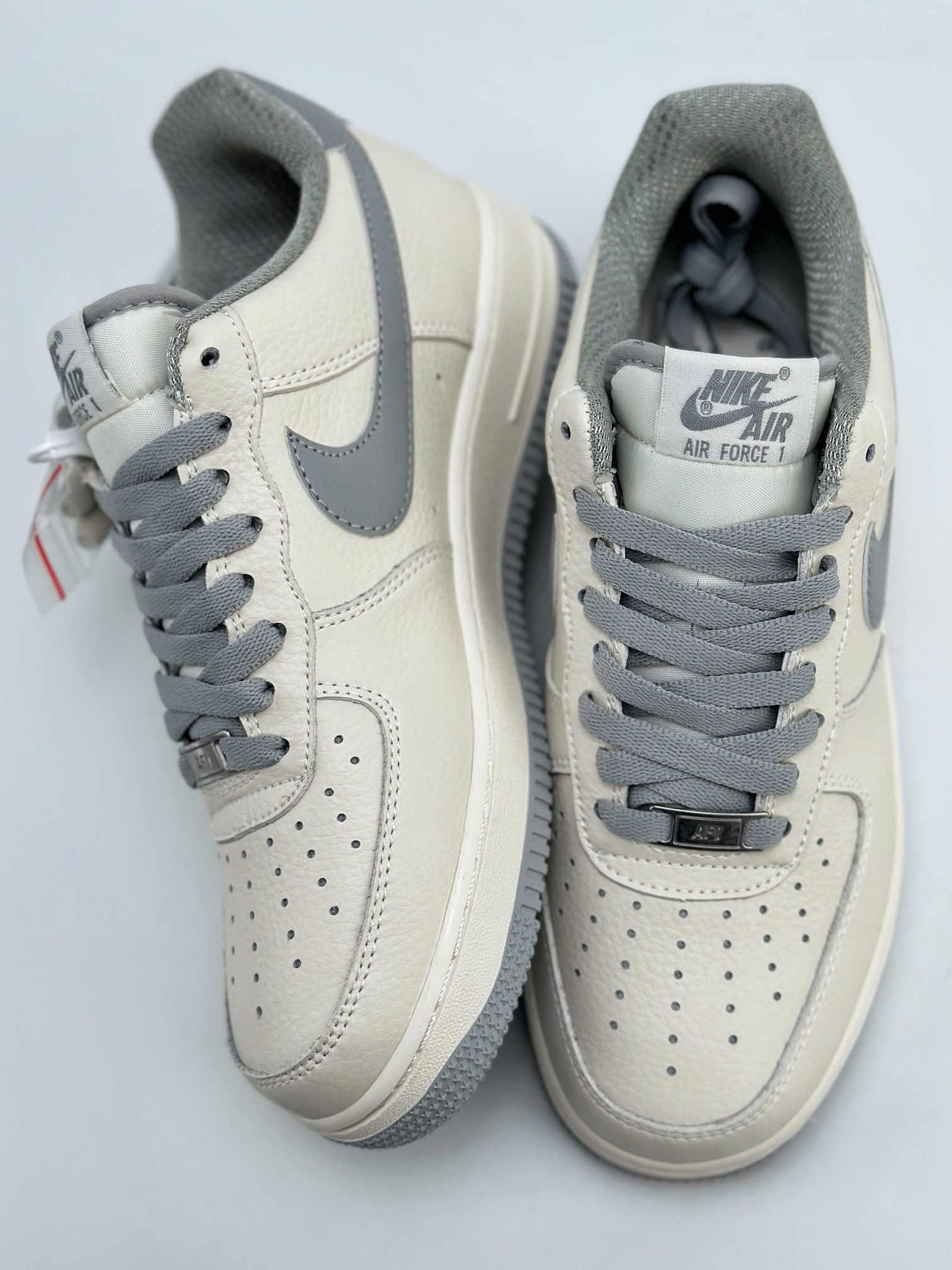 240 Nike Air Force 1 Low 07 白深灰签字笔 NK6369-566