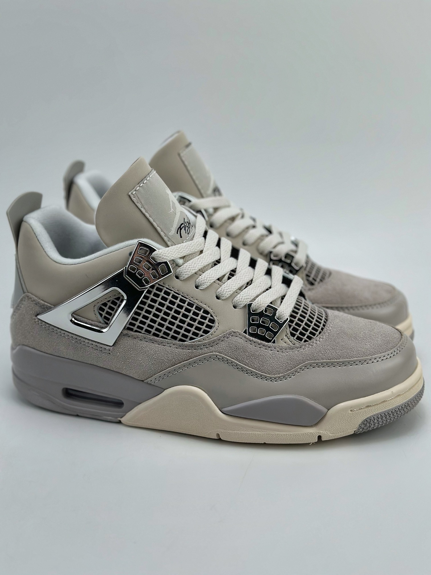 300 [N版] Air Jordan 4 Retro 乔丹四代 "Frozen Moments" 灰电镀银 AQ9129-001