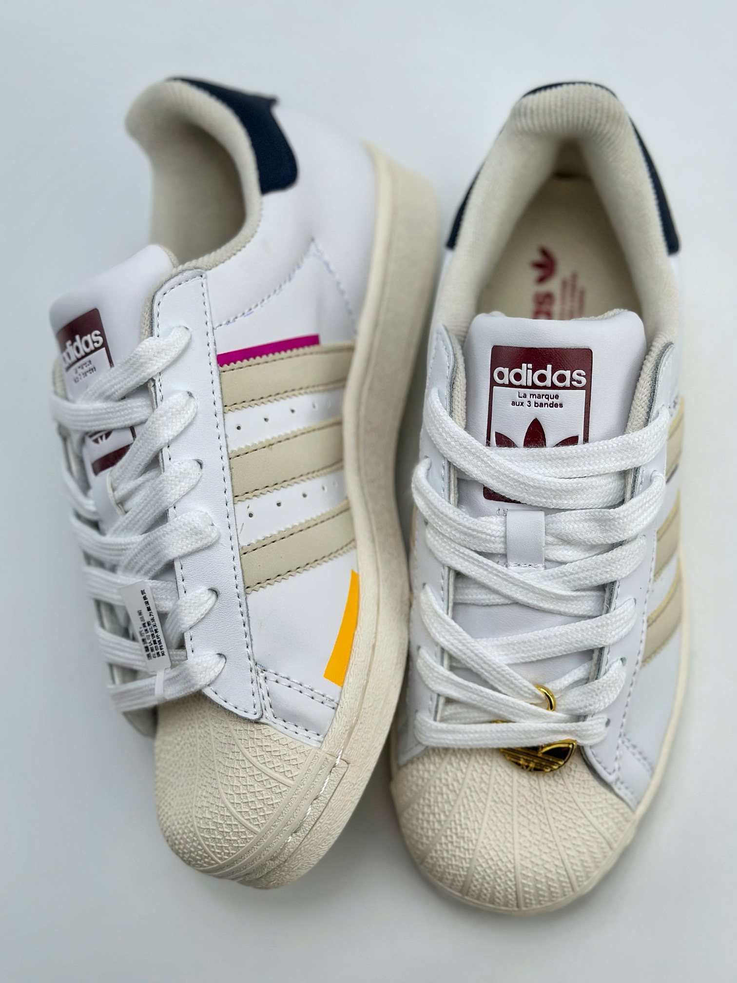 150 Adidas   Originals Superstar 贝壳头 HQ6626