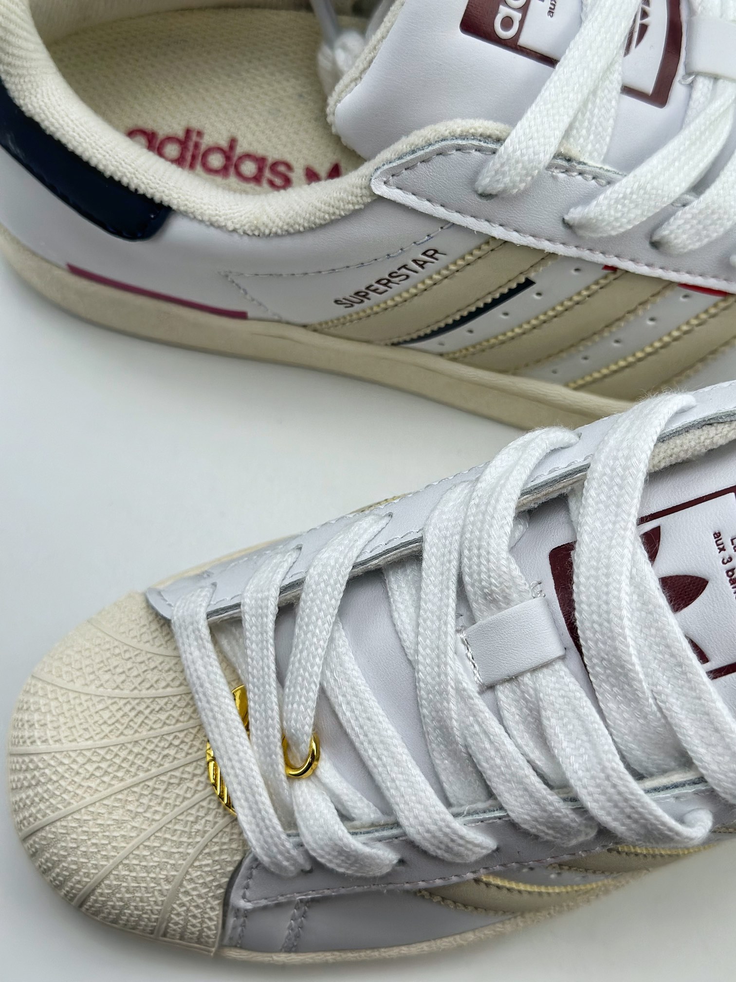 150 Adidas   Originals Superstar 贝壳头 HQ6626