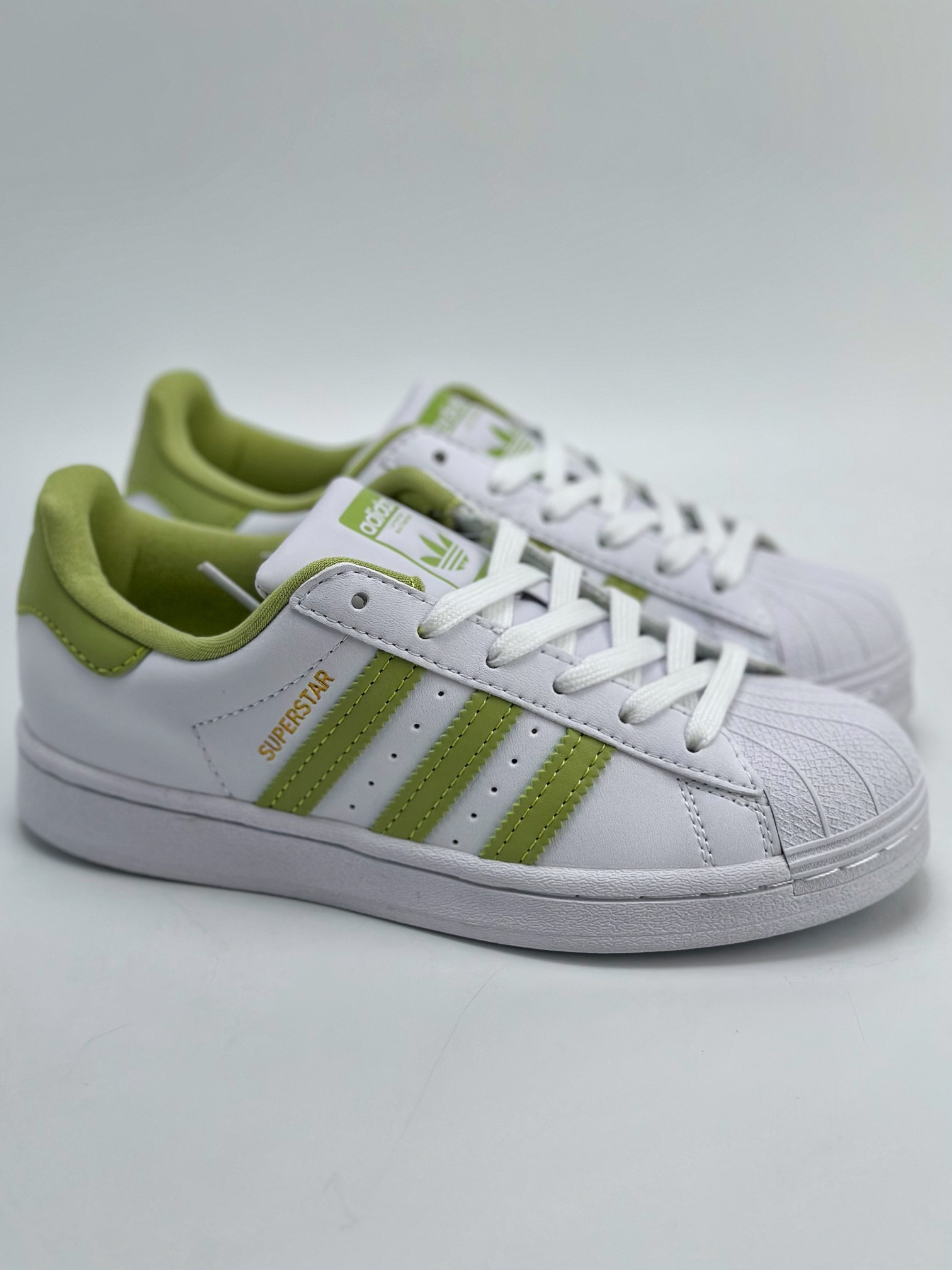 150 Adidas   Originals Superstar 贝壳头 白绿 GY5986