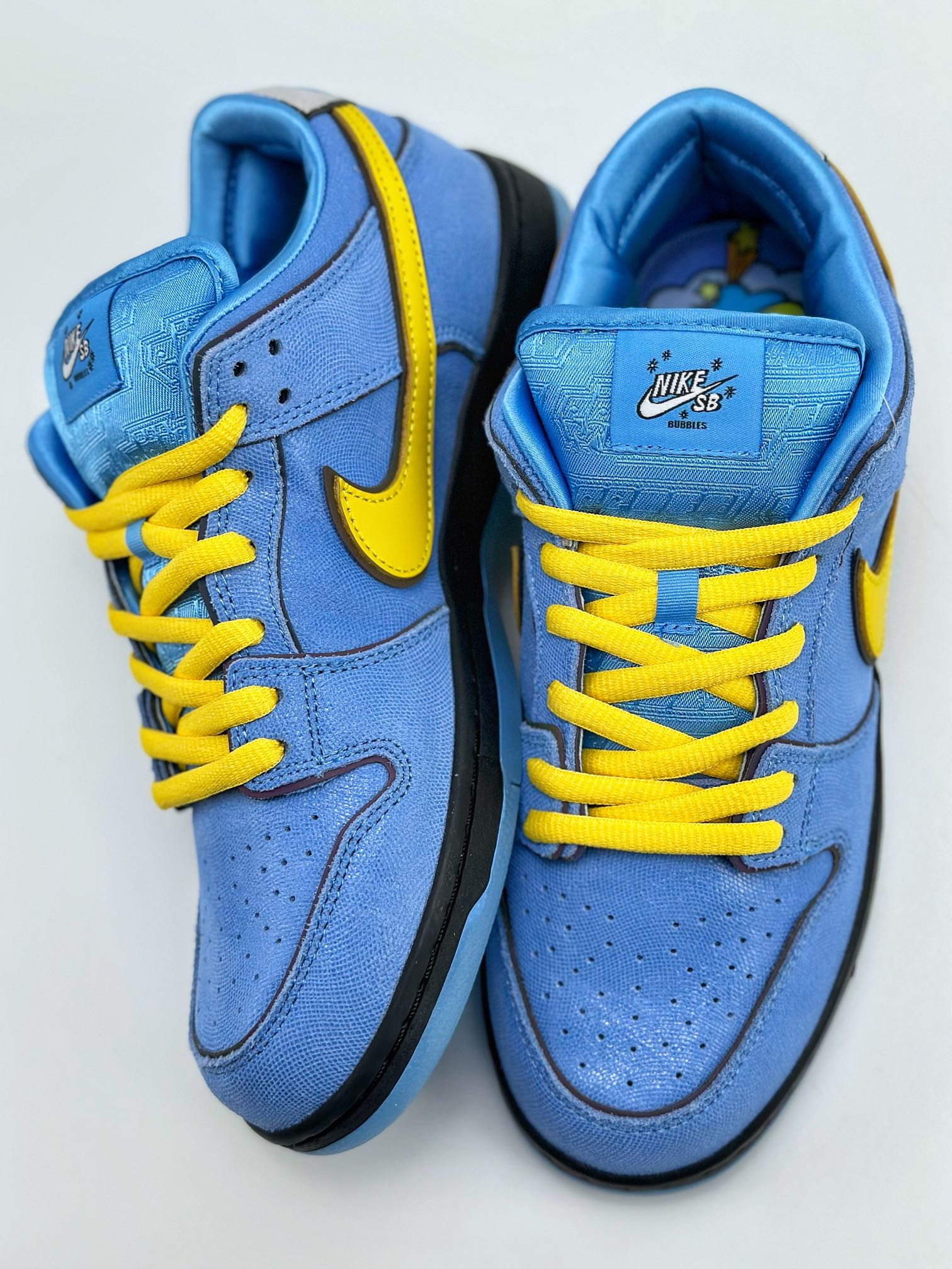 380 Nike SB Dunk Low x The Powerpuff Girls 天小女警联名 FZ8320-400