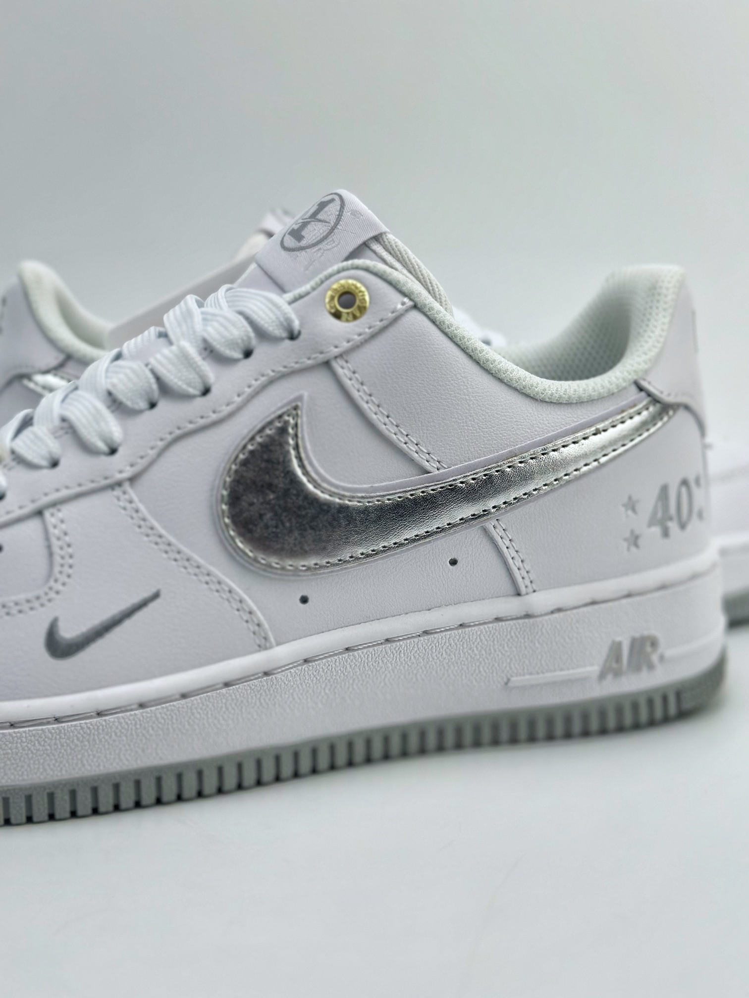 240 Nike Air Force 1 Low 07 40周年白银 XP9688-760