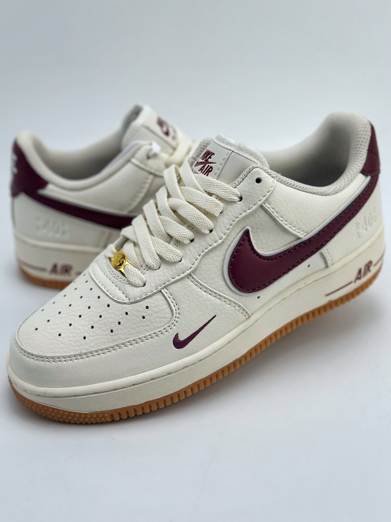 240 Nike Air Force 1 Low 07 40周年生胶白酒红 WA0531-308