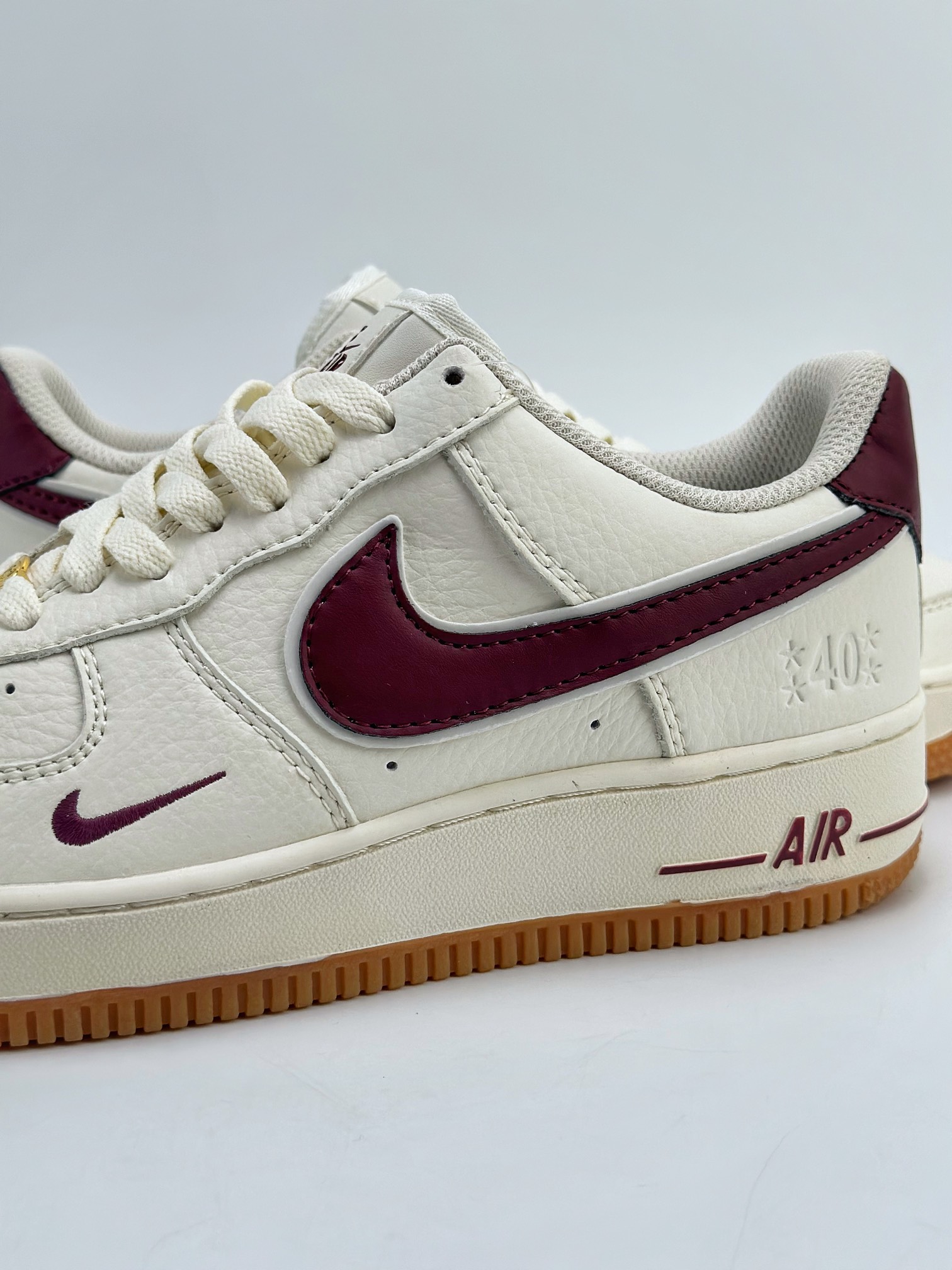 240 Nike Air Force 1 Low 07 40周年生胶白酒红 WA0531-308