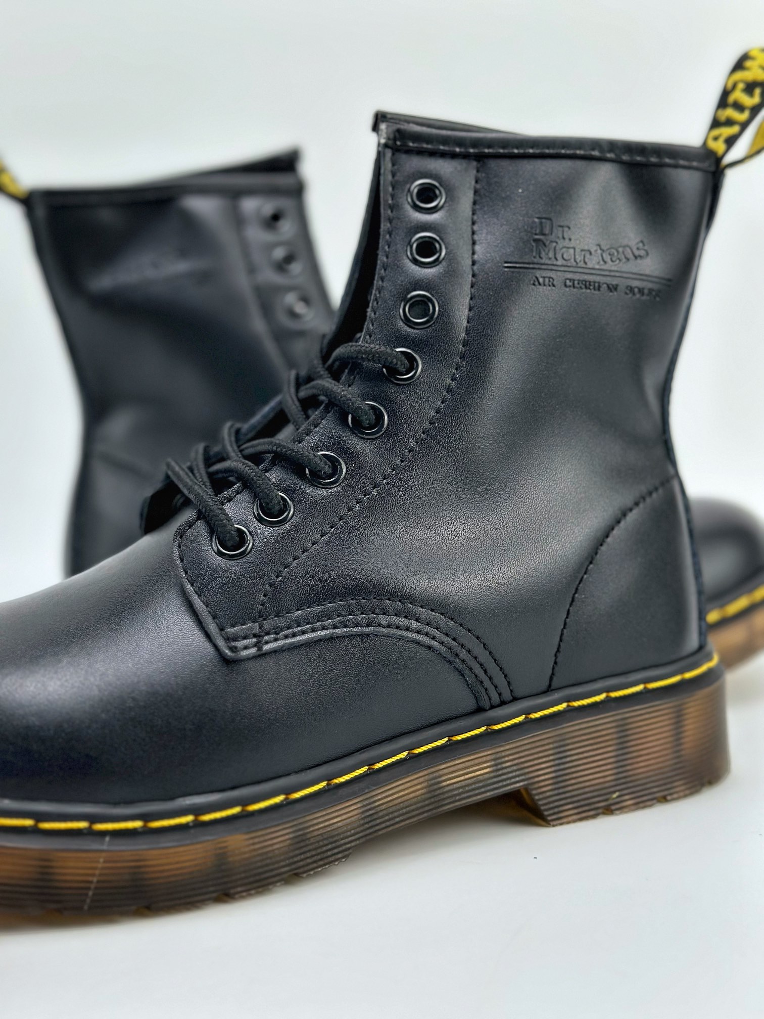 120 Dr.martens 马汀博士 马丁靴 1460 8孔高帮松糕底系列 独