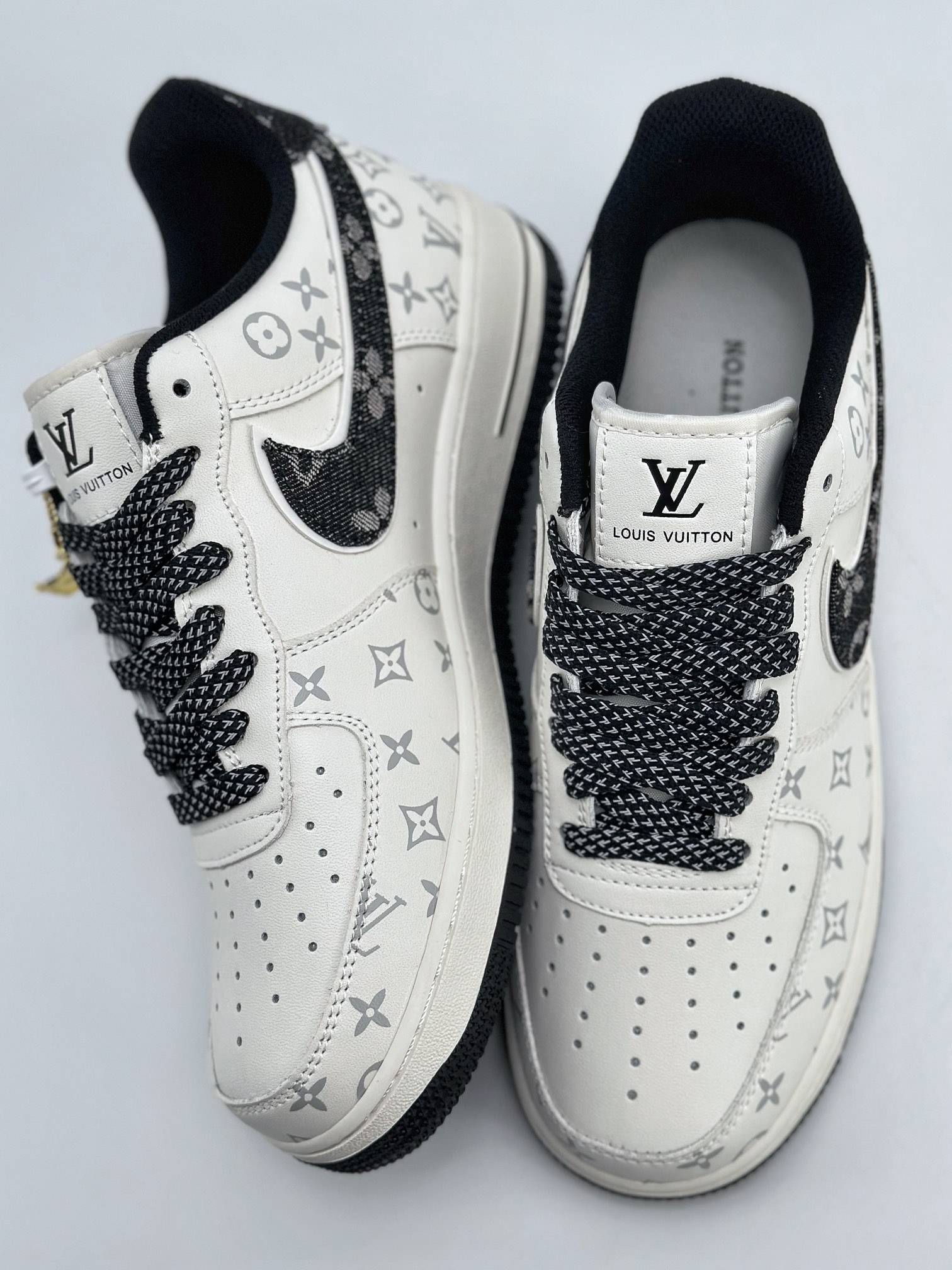 260 Nike Air Force 1 Low 07 x Louis Vuitton 印花联名 LU0251-132