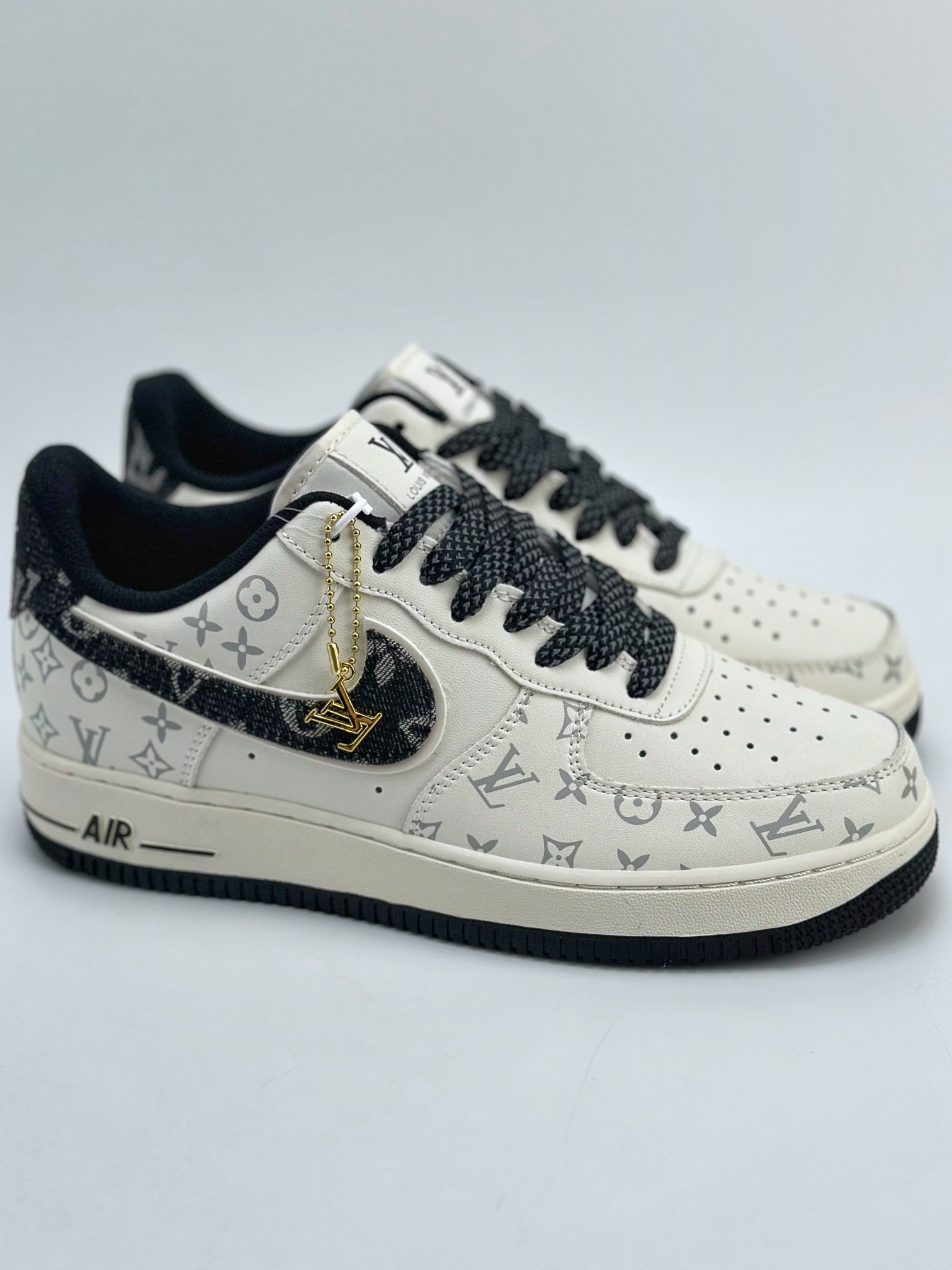 260 Nike Air Force 1 Low 07 x Louis Vuitton 印花联名 LU0251-132