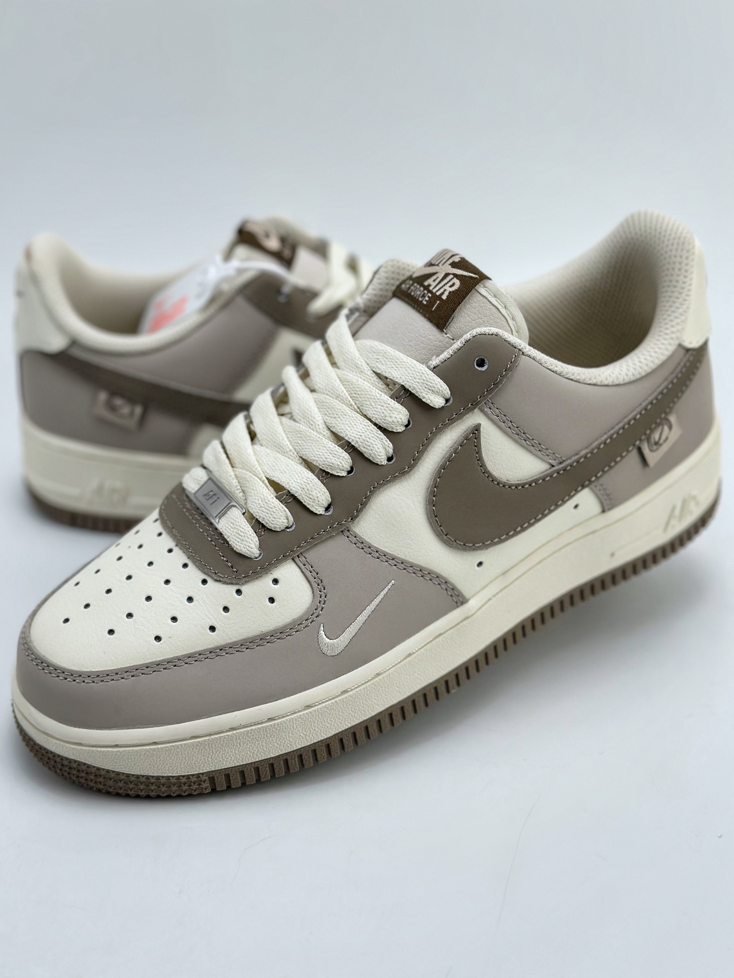 240 Nike Air Force 1 Low 07 拼接白褐 DB3301-188