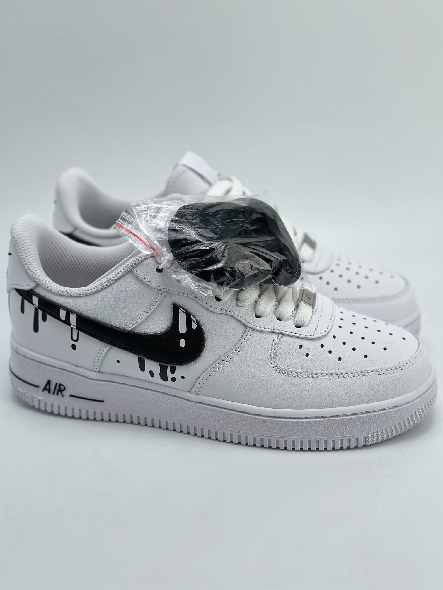 Nike Air Force 1 Low 07 White Black Graffiti CW2288-006