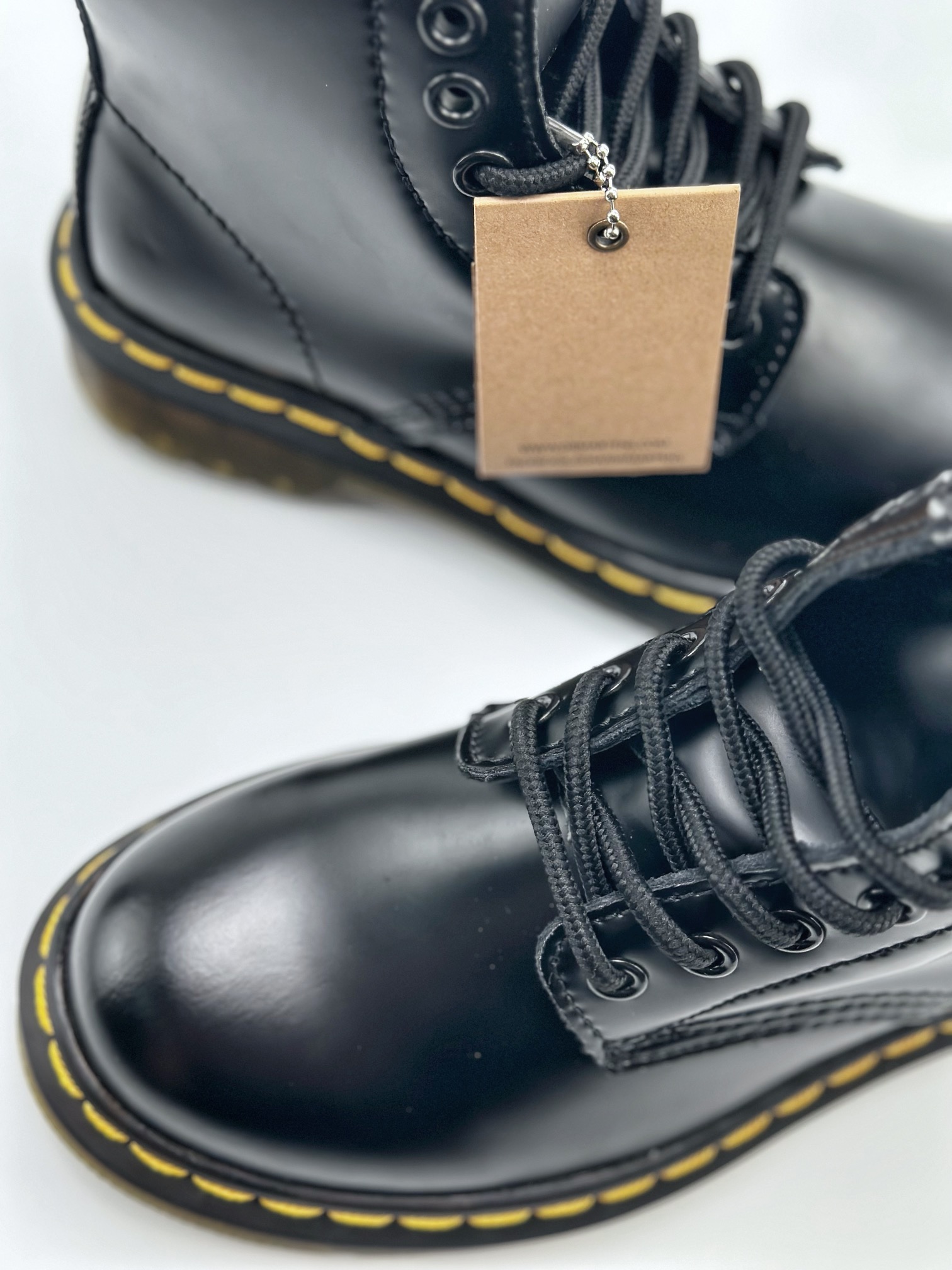 140 Dr.martens 马汀博士 马丁靴 1460 8孔高帮松糕底系列