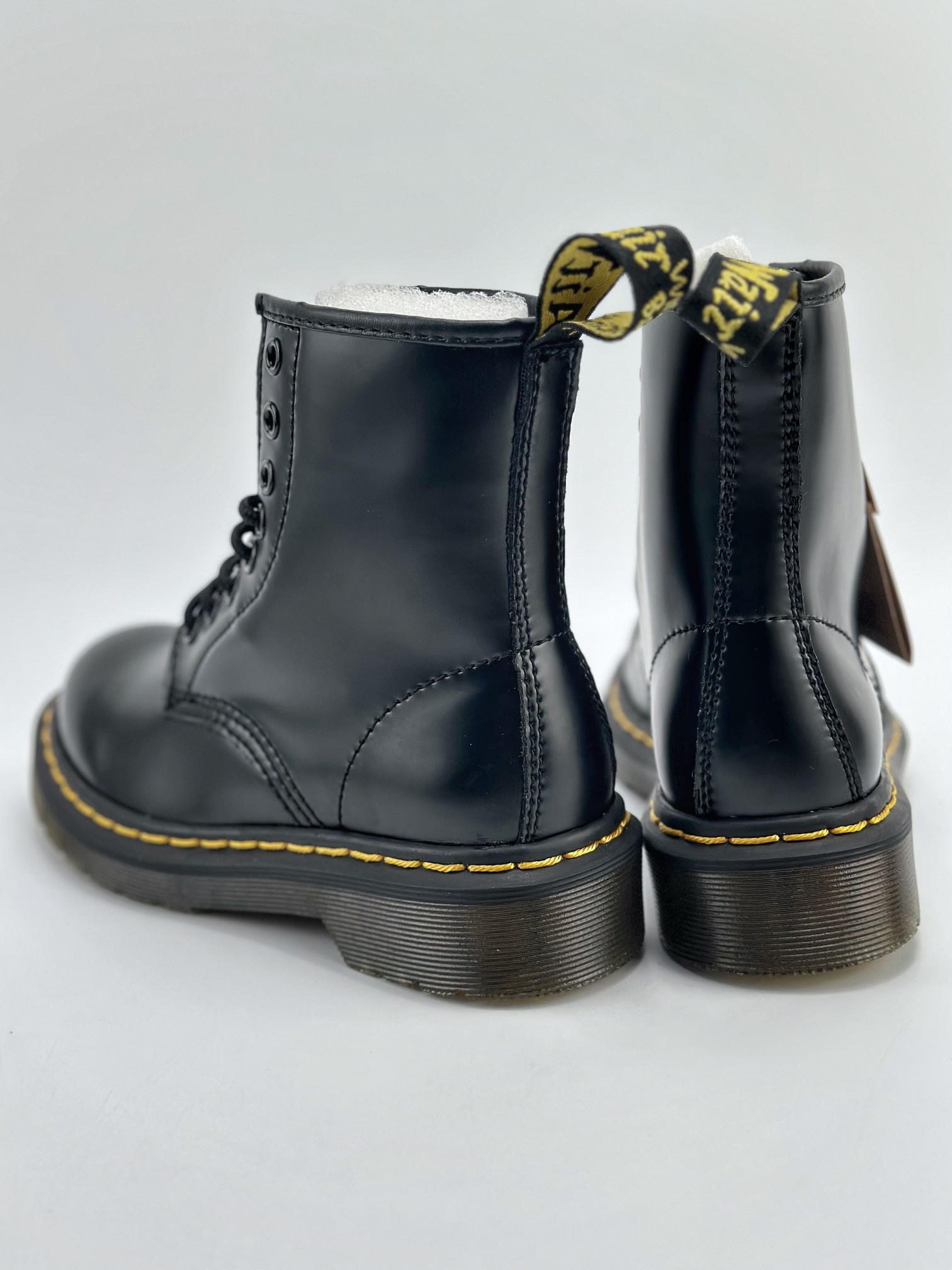 140 Dr.martens 马汀博士 马丁靴 1460 8孔高帮松糕底系列