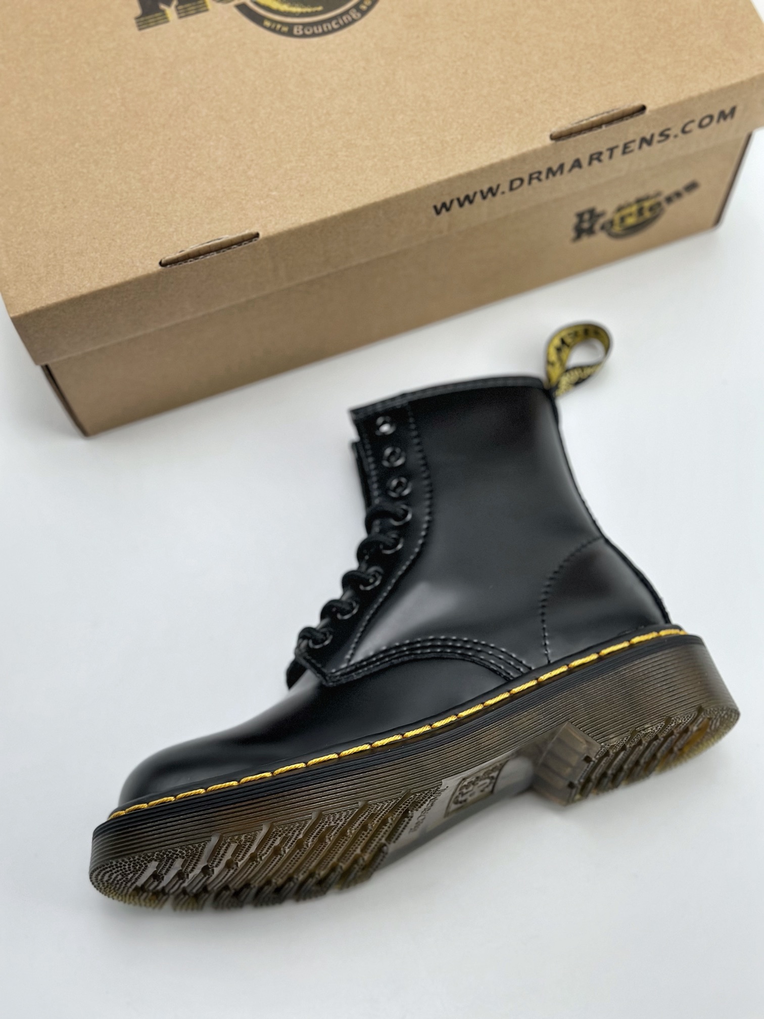 140 Dr.martens 马汀博士 马丁靴 1460 8孔高帮松糕底系列