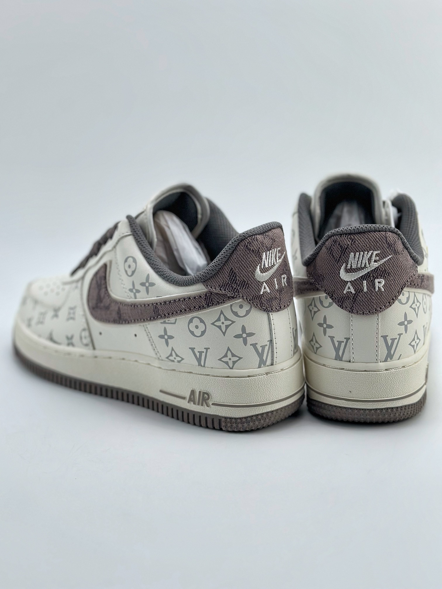 260 Nike Air Force 1 Low 07 x Louis Vuitton 印花联名LU0251-135