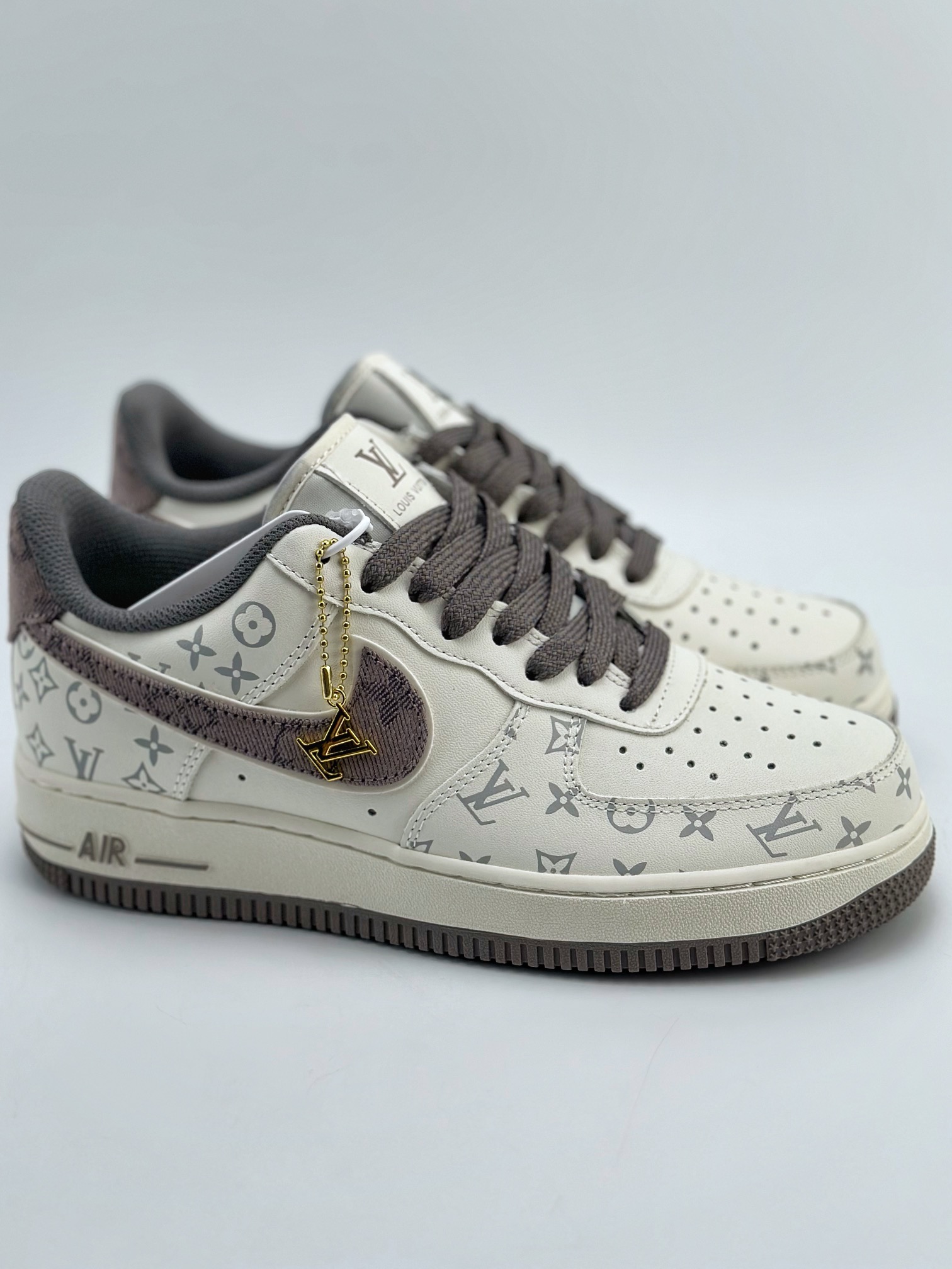 260 Nike Air Force 1 Low 07 x Louis Vuitton 印花联名LU0251-135