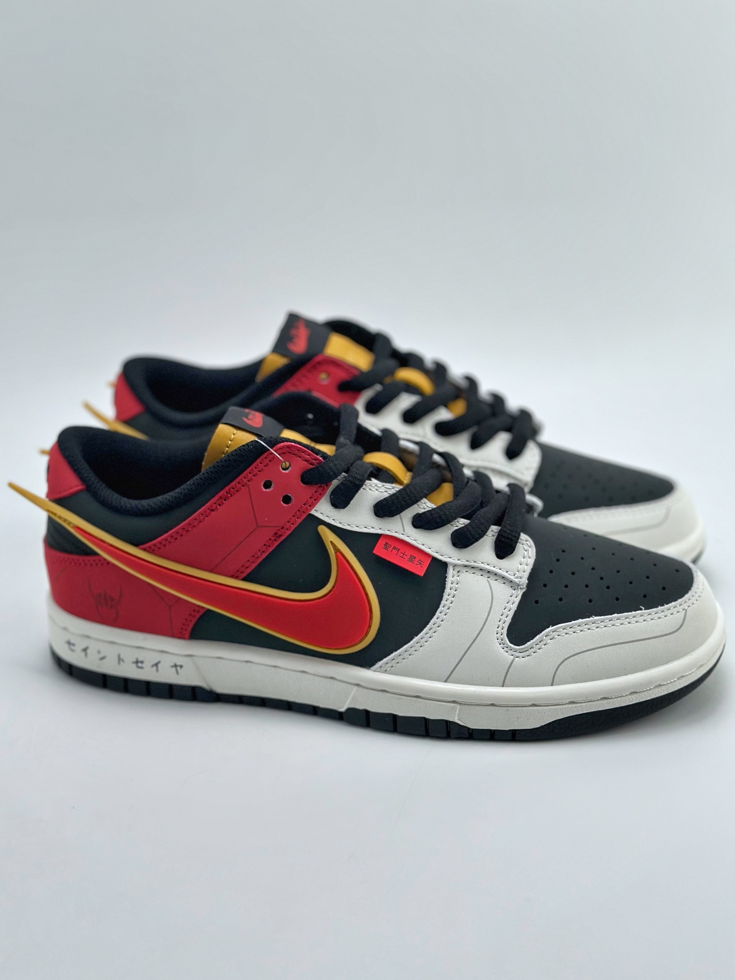 300 Nike SB Dunk Low x Otomo Katsuhiro 大友克洋联名 DZ2356-160