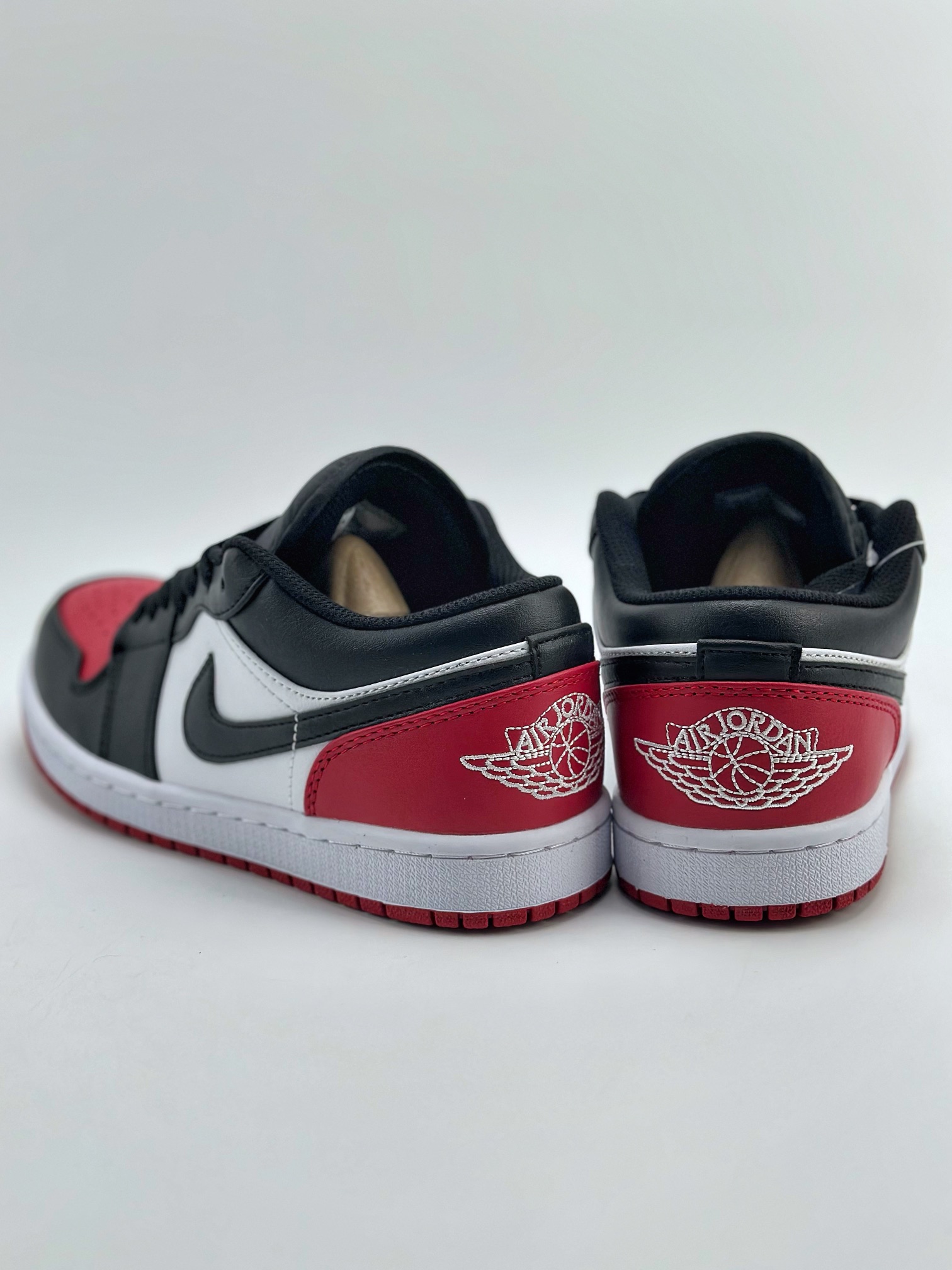 200 Air Jordan 1 Low ”Bred Toe” 黑红脚趾 553558-161