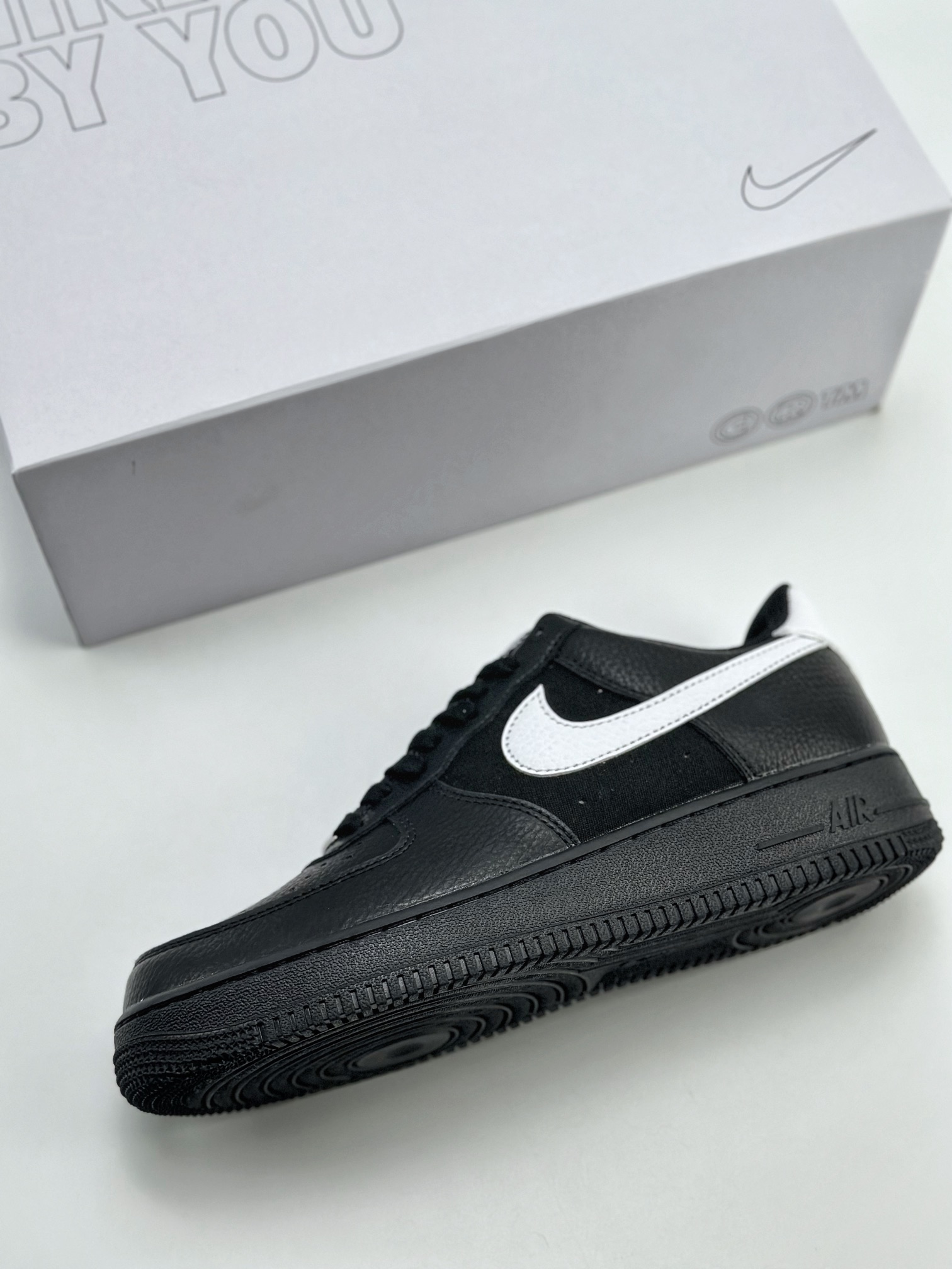 220 Nike Air Force 1 Low 07 黑白勾