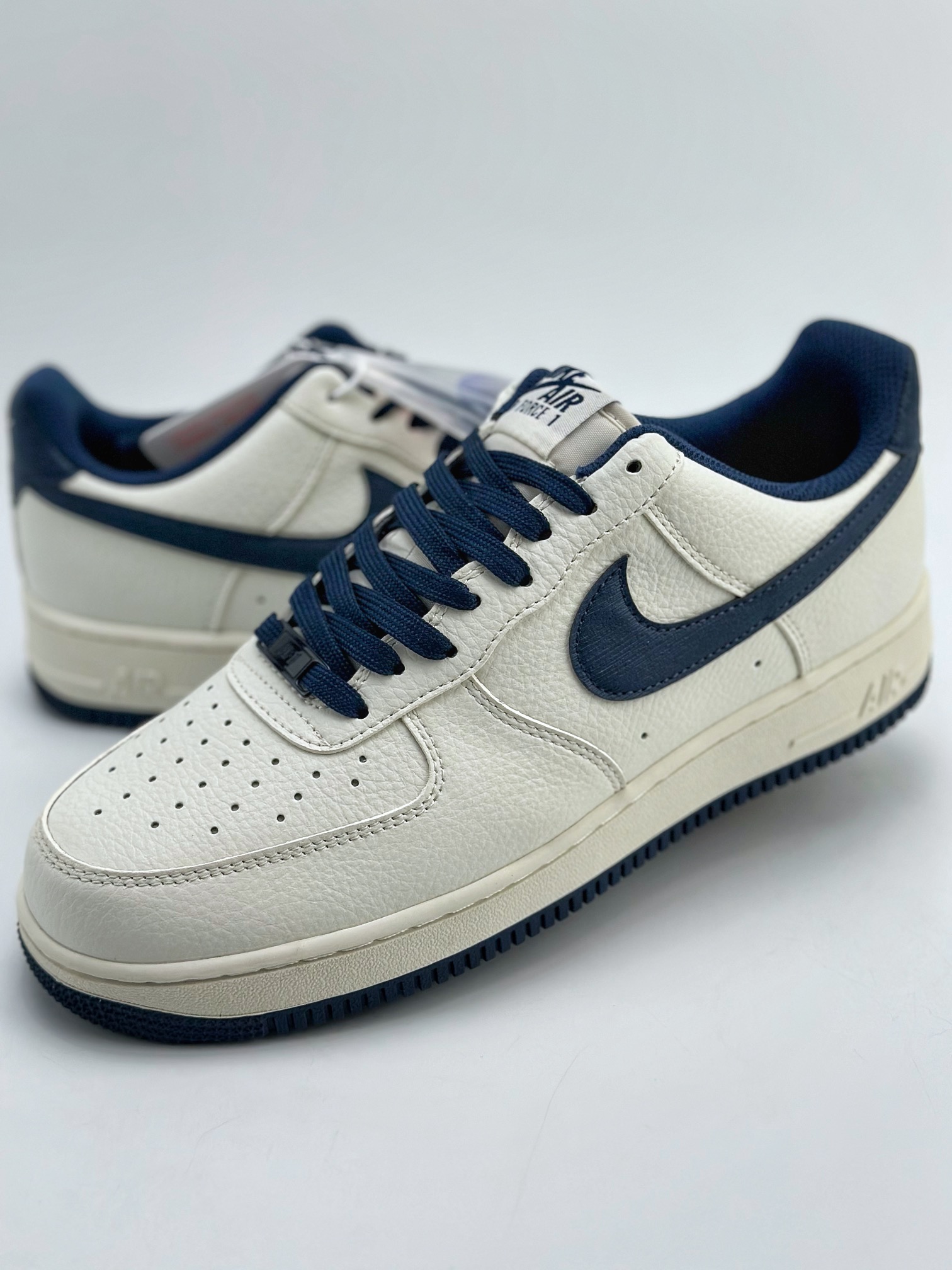 240 Nike Air Force 1 Low 07 带笔白深蓝