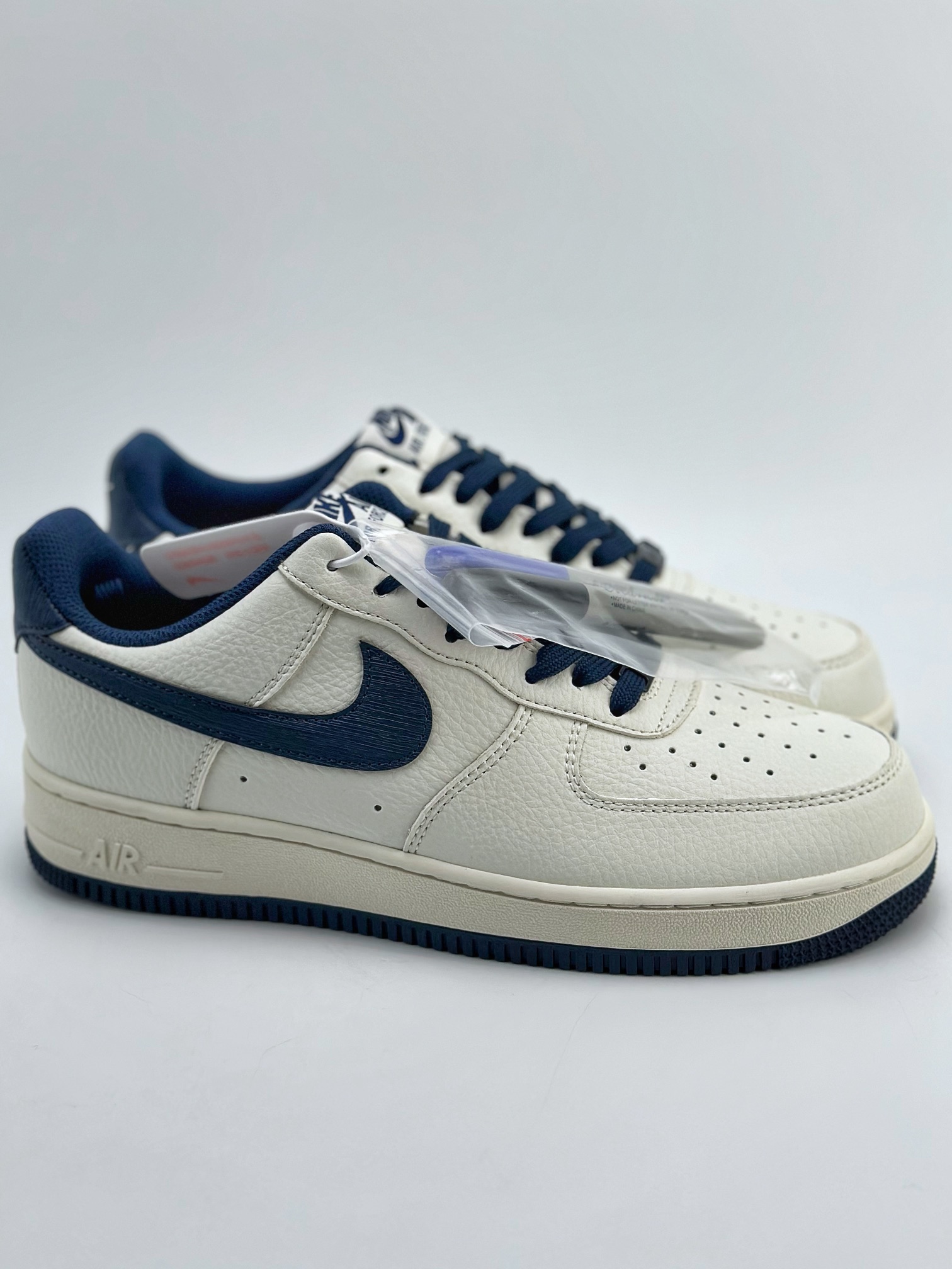 240 Nike Air Force 1 Low 07 带笔白深蓝