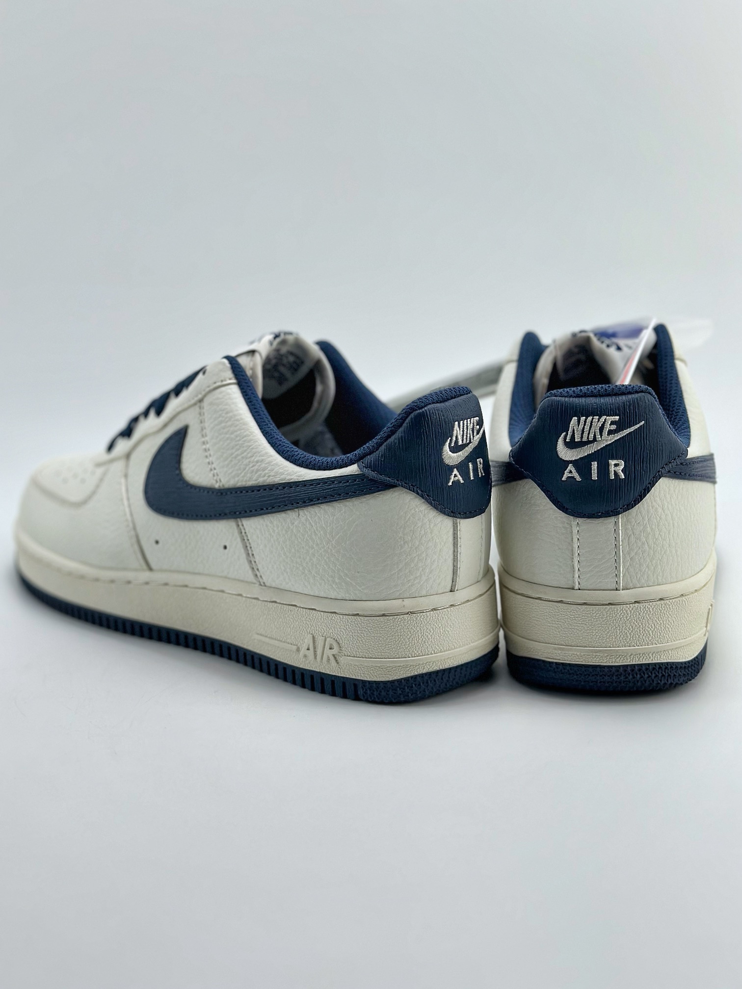 240 Nike Air Force 1 Low 07 带笔白深蓝