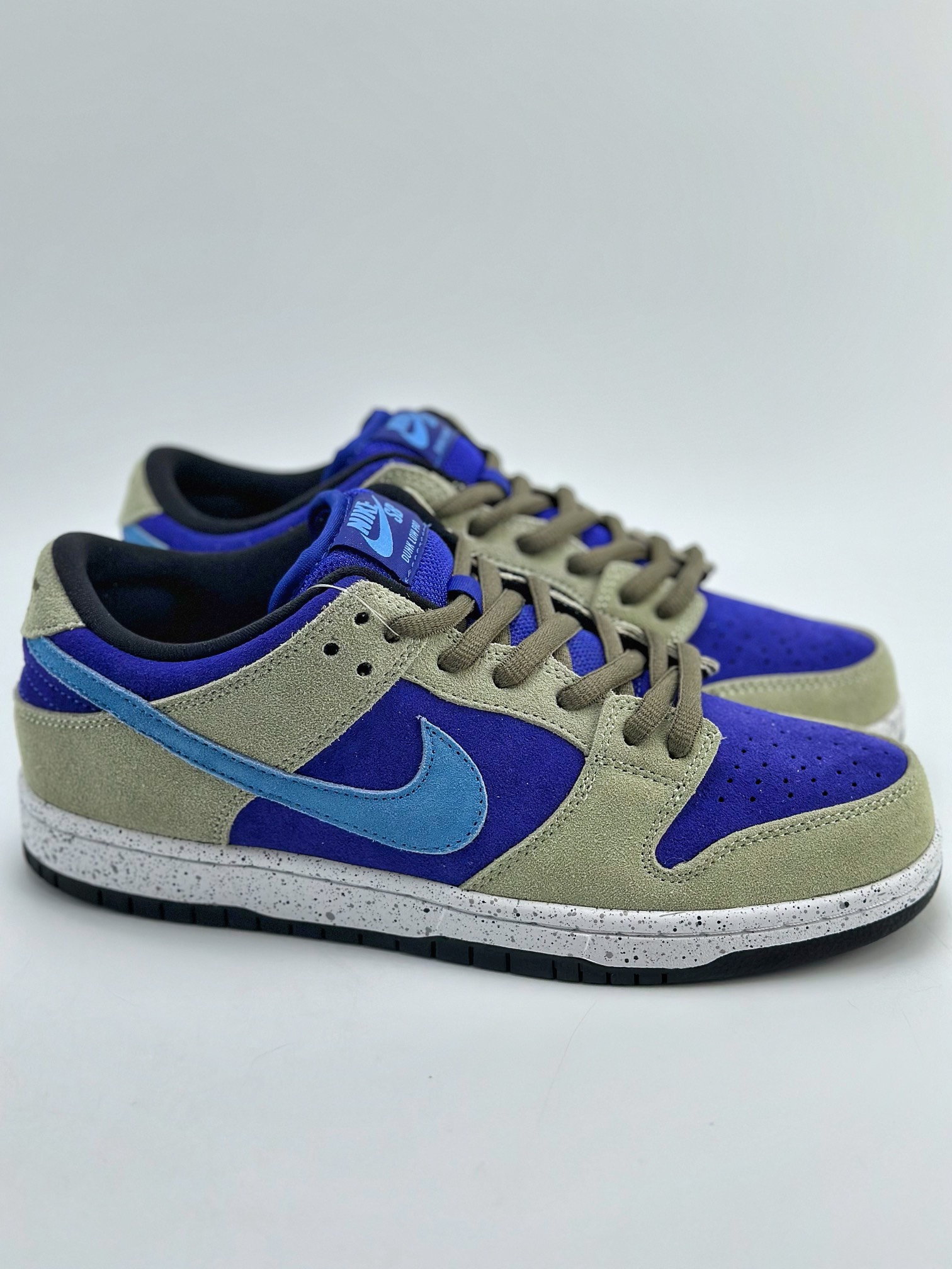 210 NIKE SB Dunk Low Pro Celadon 蓝卡其 青瓷 BQ6817-301