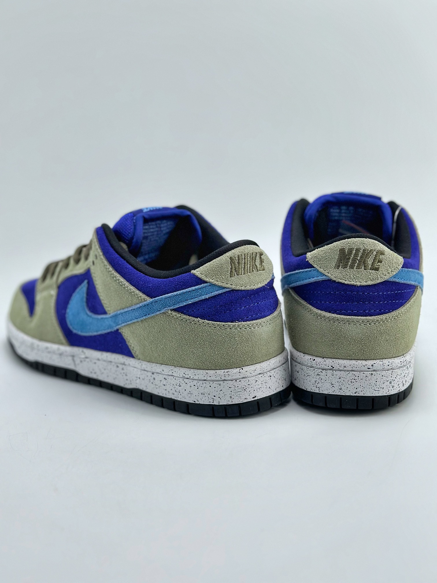 210 NIKE SB Dunk Low Pro Celadon 蓝卡其 青瓷 BQ6817-301