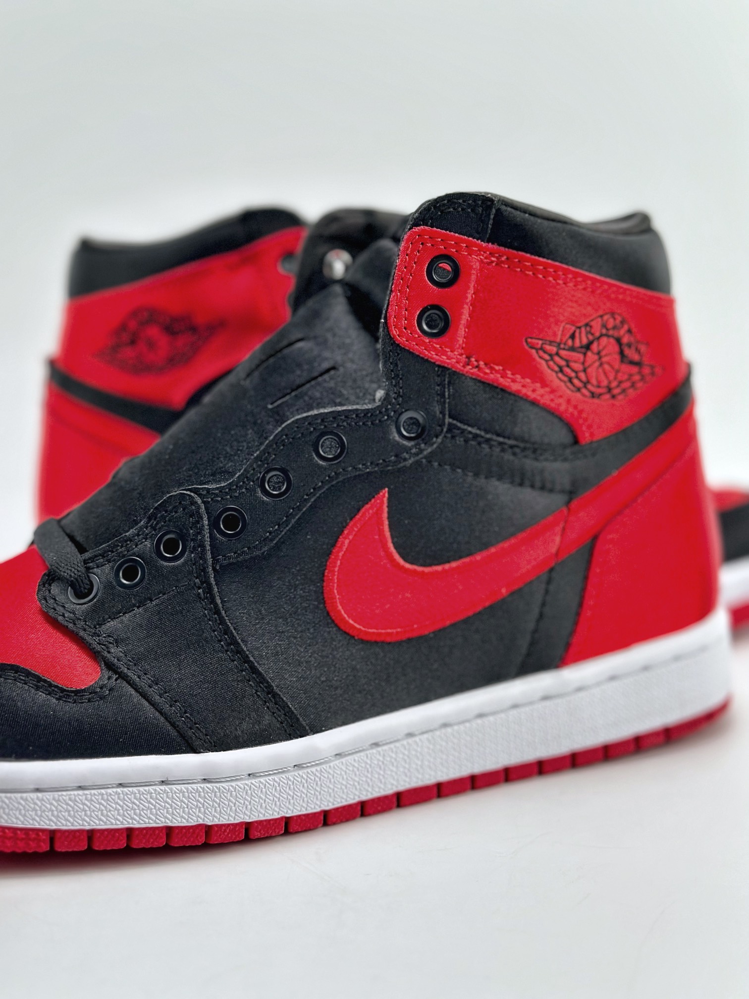 280 Air Jordan 1 High OG "Satin Bred" 23版黑红丝绸禁穿 FD4810-061