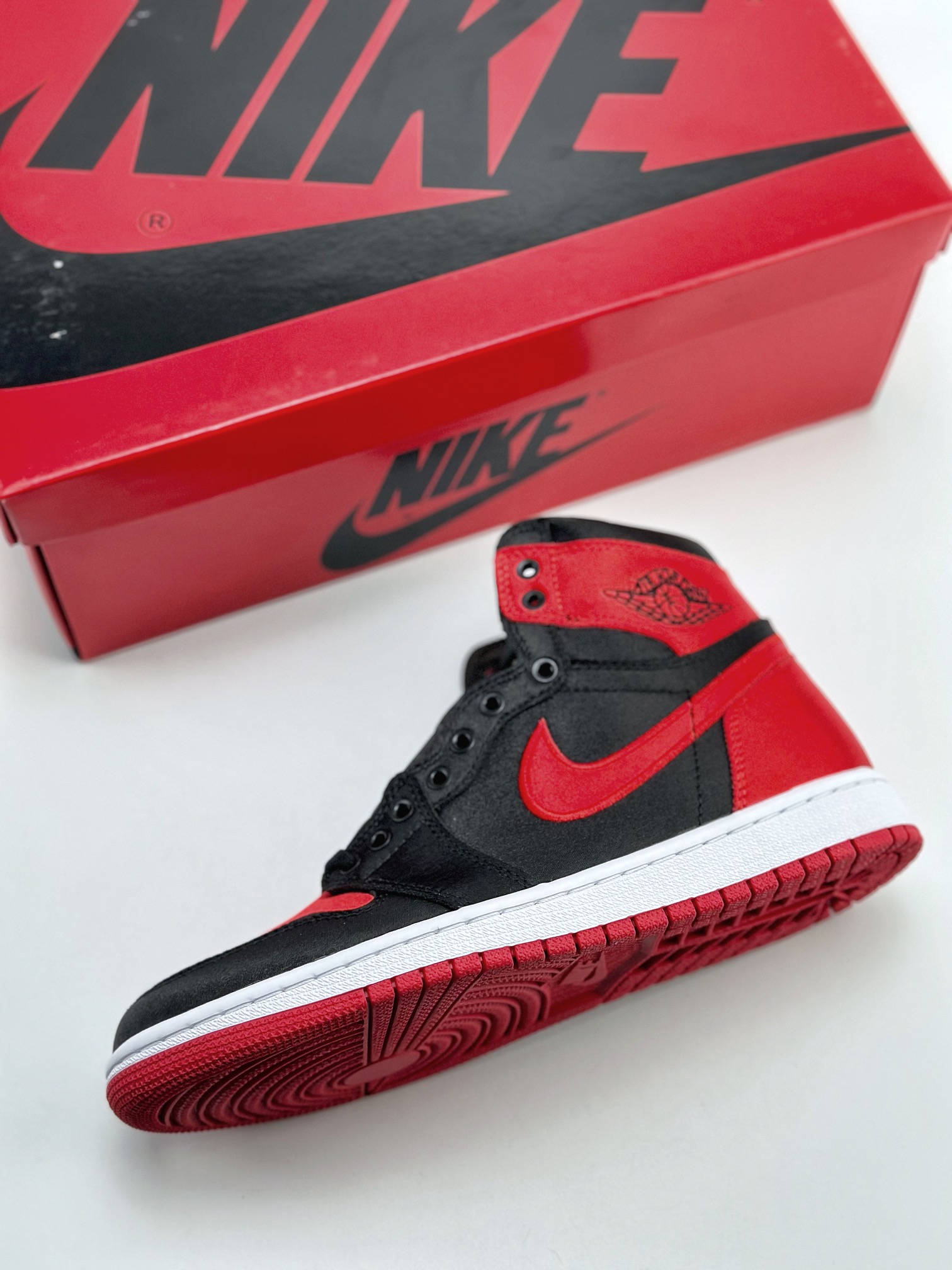 280 Air Jordan 1 High OG "Satin Bred" 23版黑红丝绸禁穿 FD4810-061