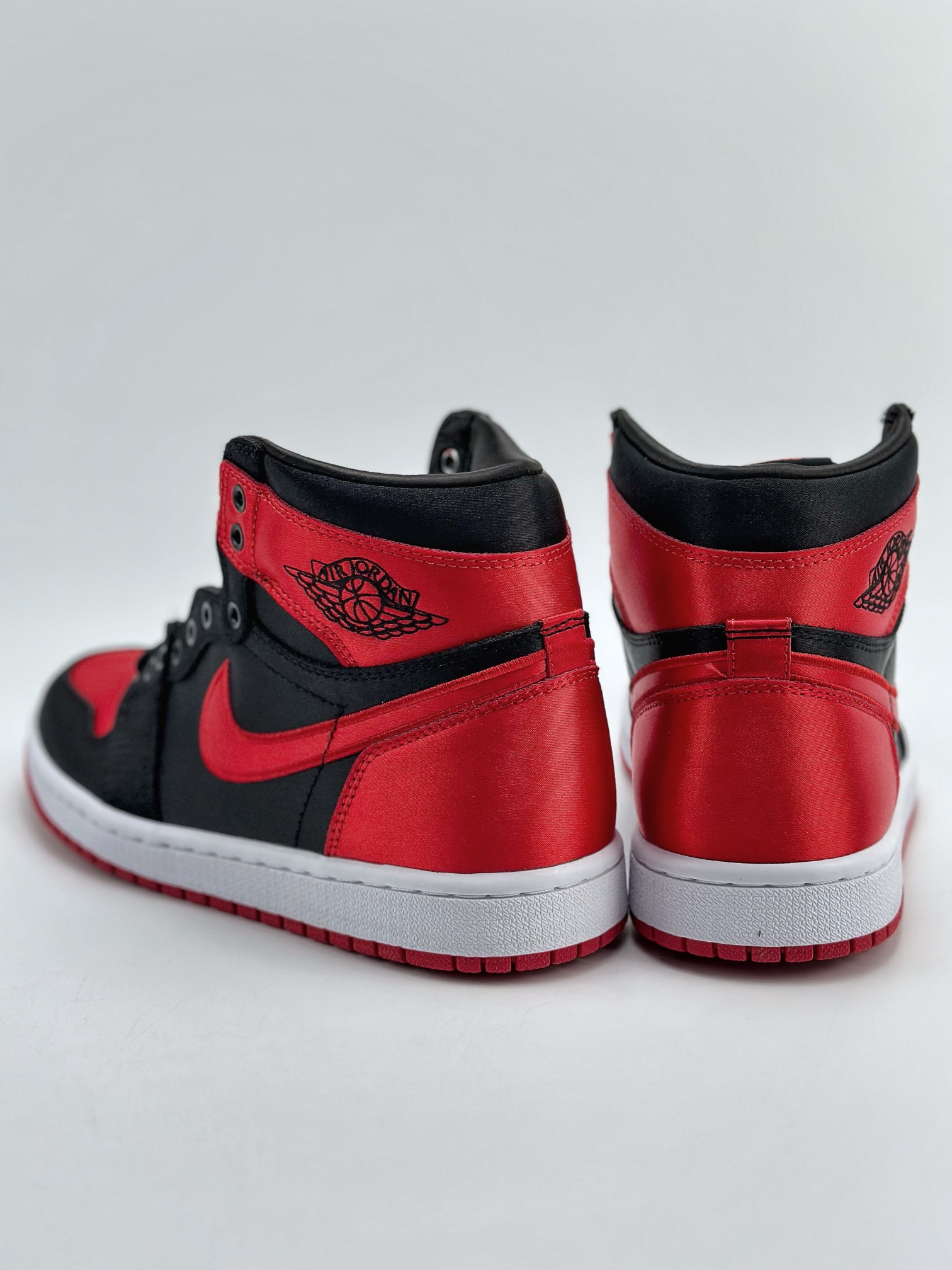 280 Air Jordan 1 High OG "Satin Bred" 23版黑红丝绸禁穿 FD4810-061