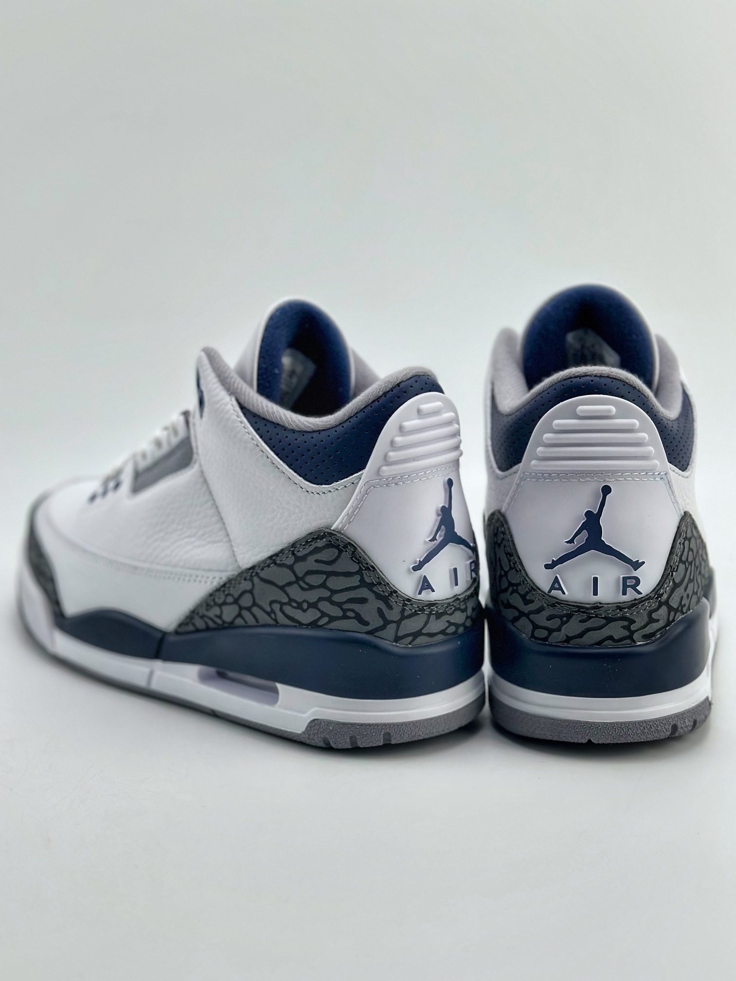 320 Air Jordan 3 Retro 白蓝 潮流复古篮球鞋 CT8532-140