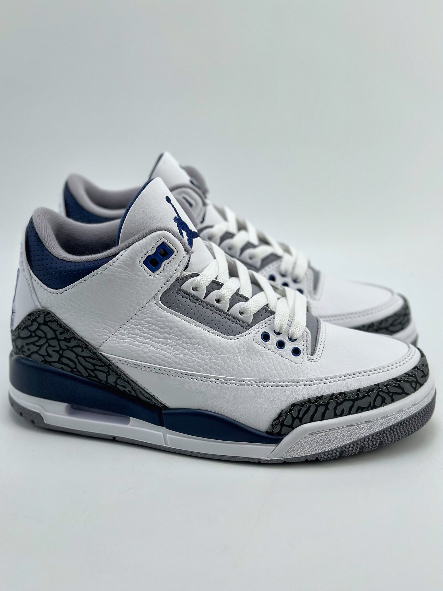 320 Air Jordan 3 Retro 白蓝 潮流复古篮球鞋 CT8532-140