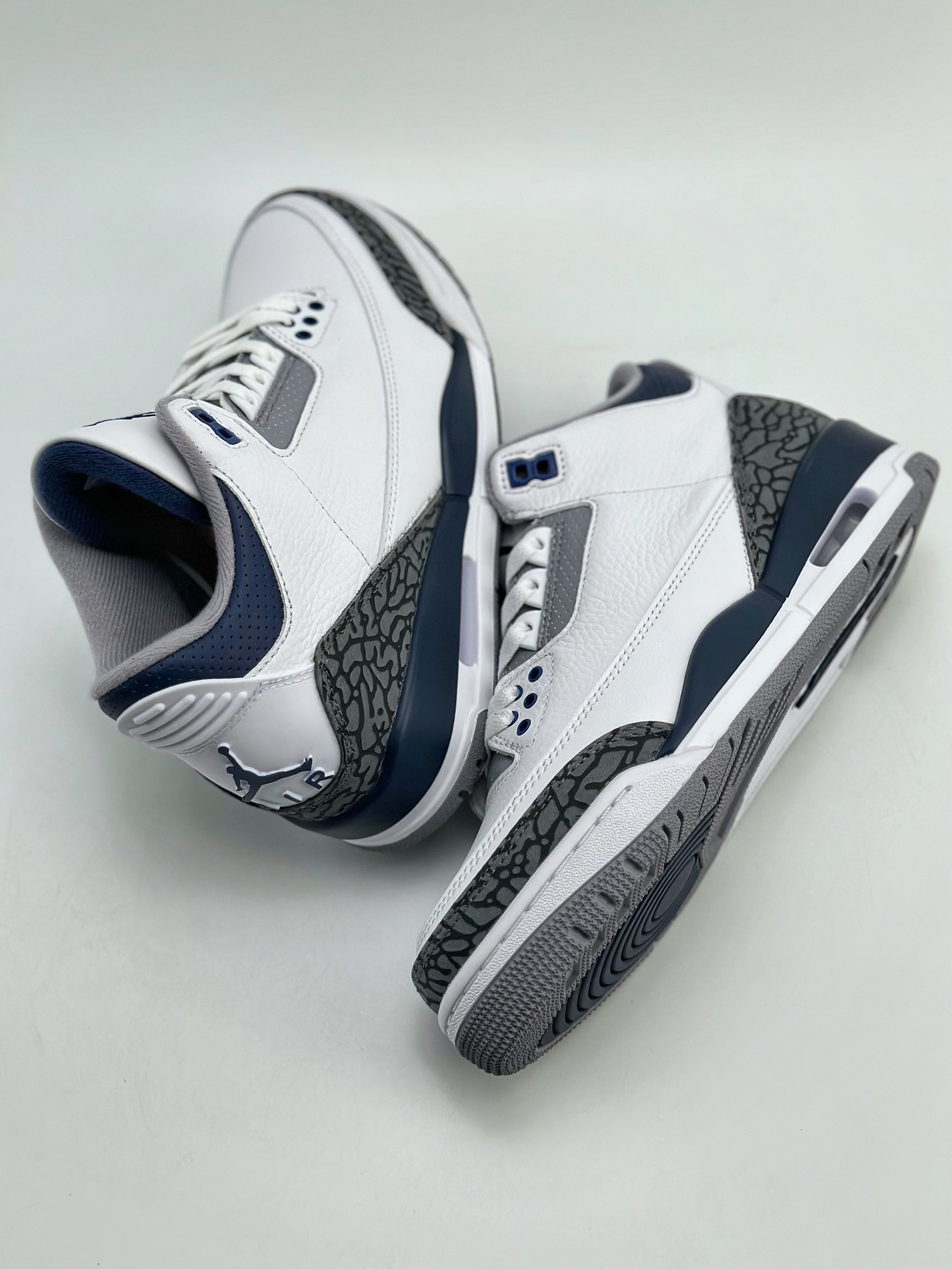 320 Air Jordan 3 Retro 白蓝 潮流复古篮球鞋 CT8532-140