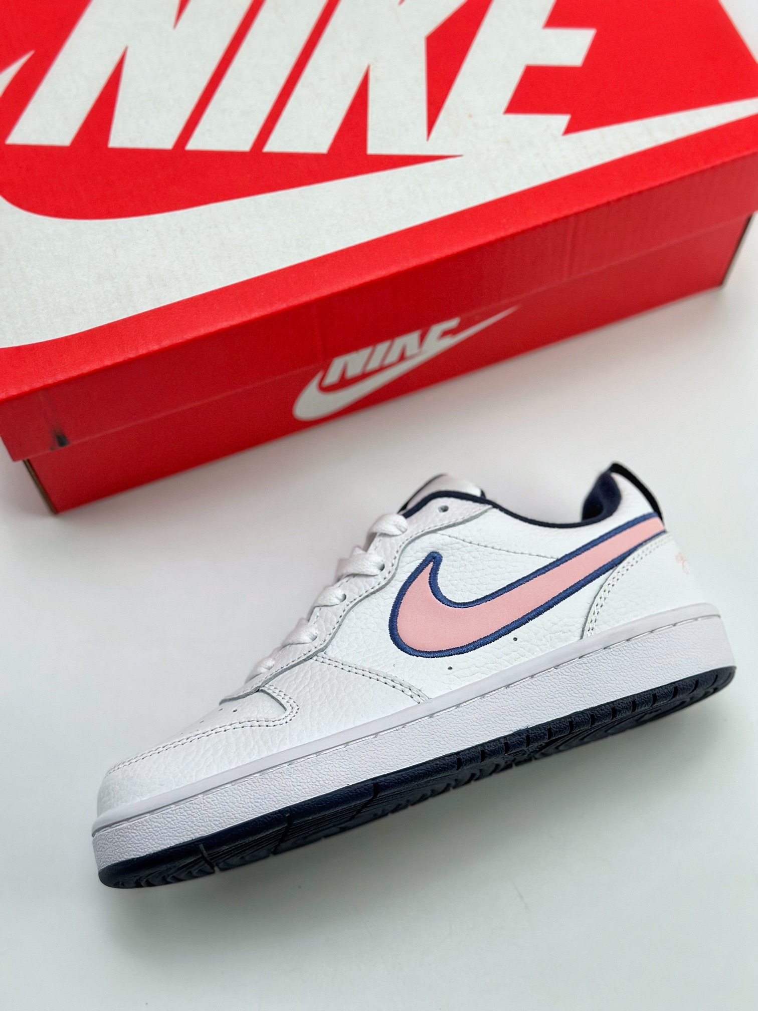 140 NIKE Court Borough Low 2 FP 休闲运动板鞋  DB3090-100