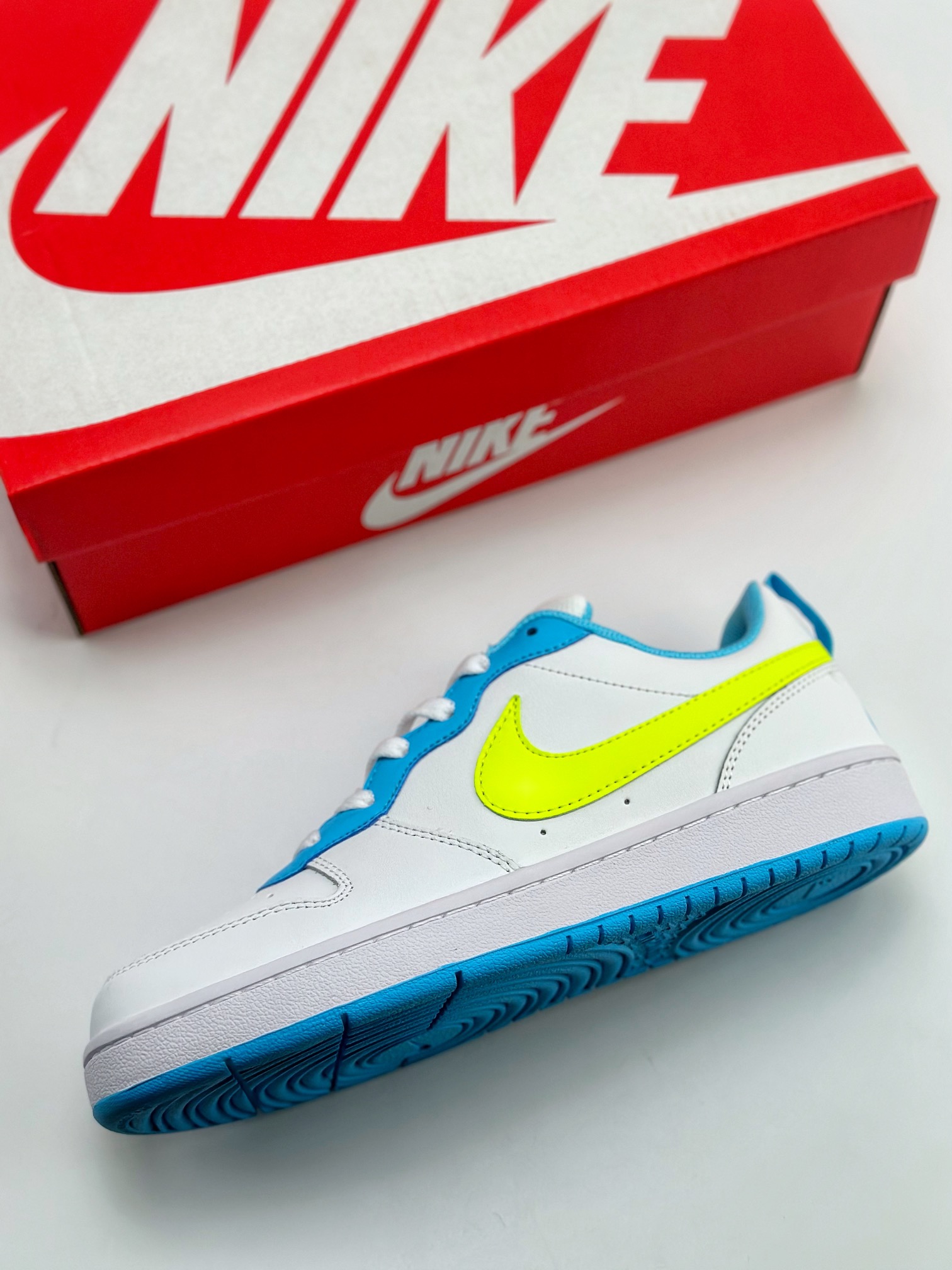 140 NIKE Court Borough Low 2 FP 休闲运动板鞋 BQ5448-122