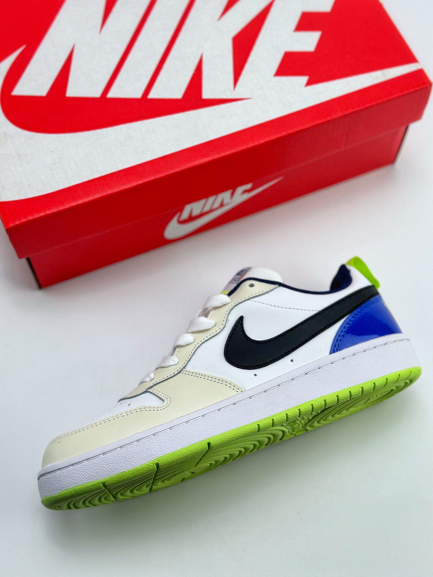 140 NIKE Court Borough Low 2 FP 休闲运动板鞋  FB1394-101