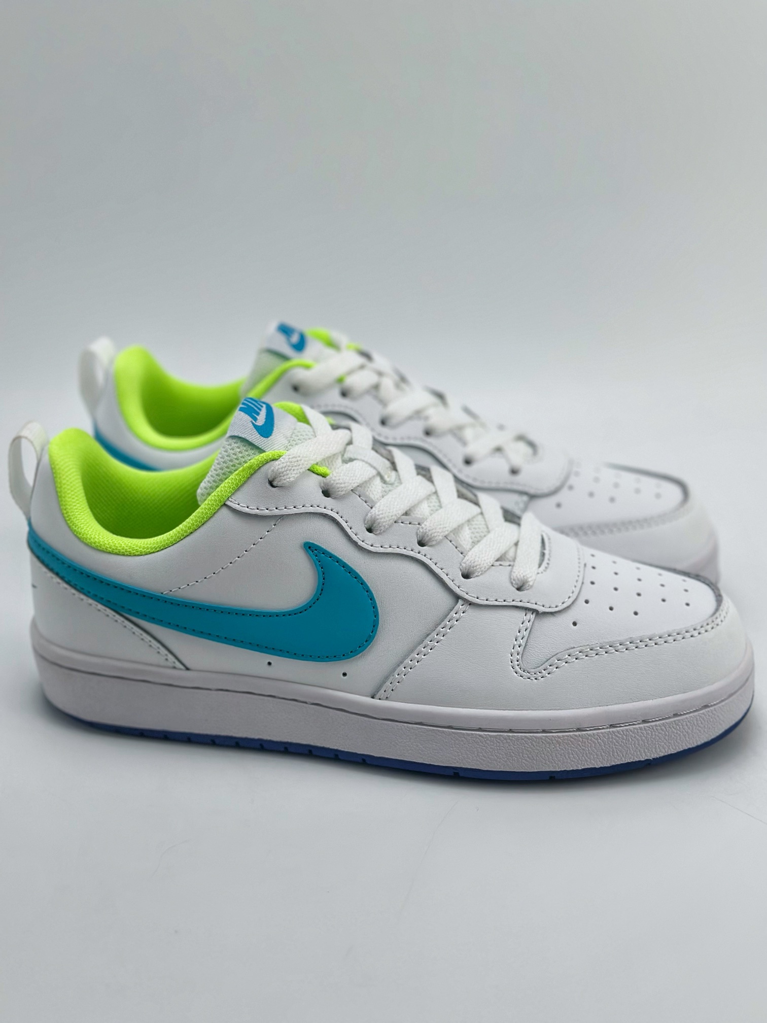 140 NIKE Court Borough Low 2 FP 休闲运动板鞋 BQ5448-105