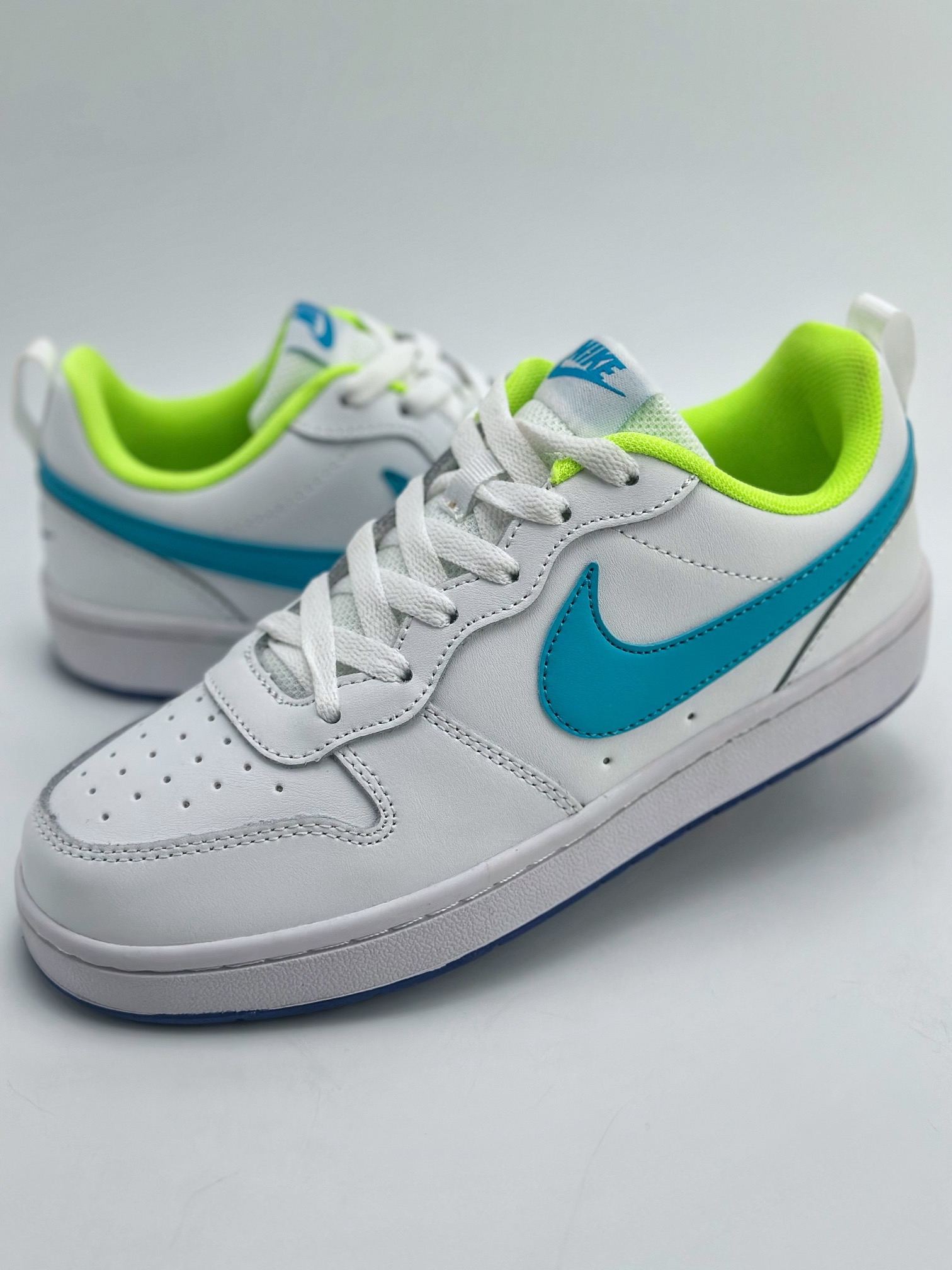 140 NIKE Court Borough Low 2 FP 休闲运动板鞋 BQ5448-105